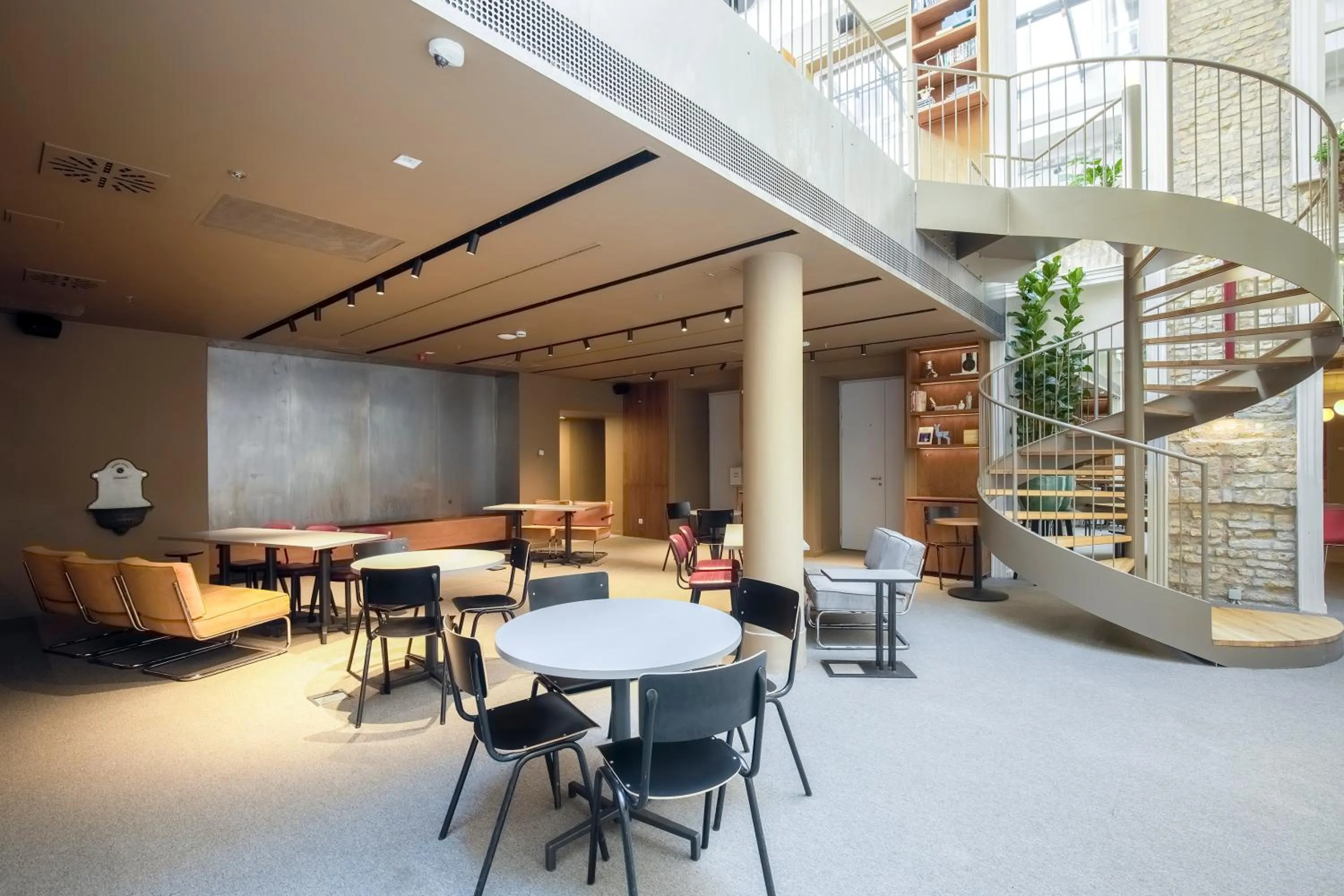 Lobby or reception in Maverick Athenaeum