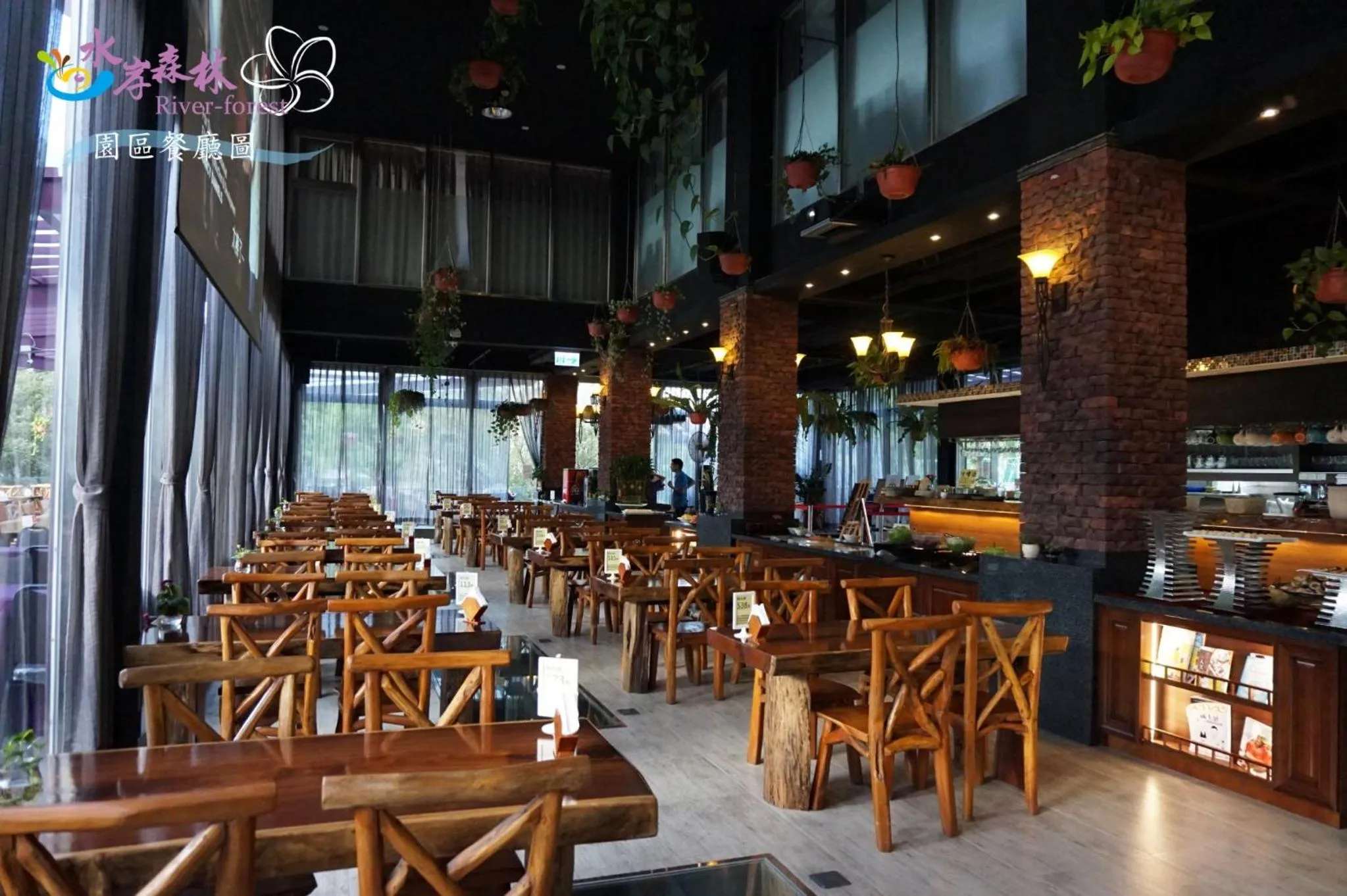 Restaurant/places to eat in River Forest Leisure Farm