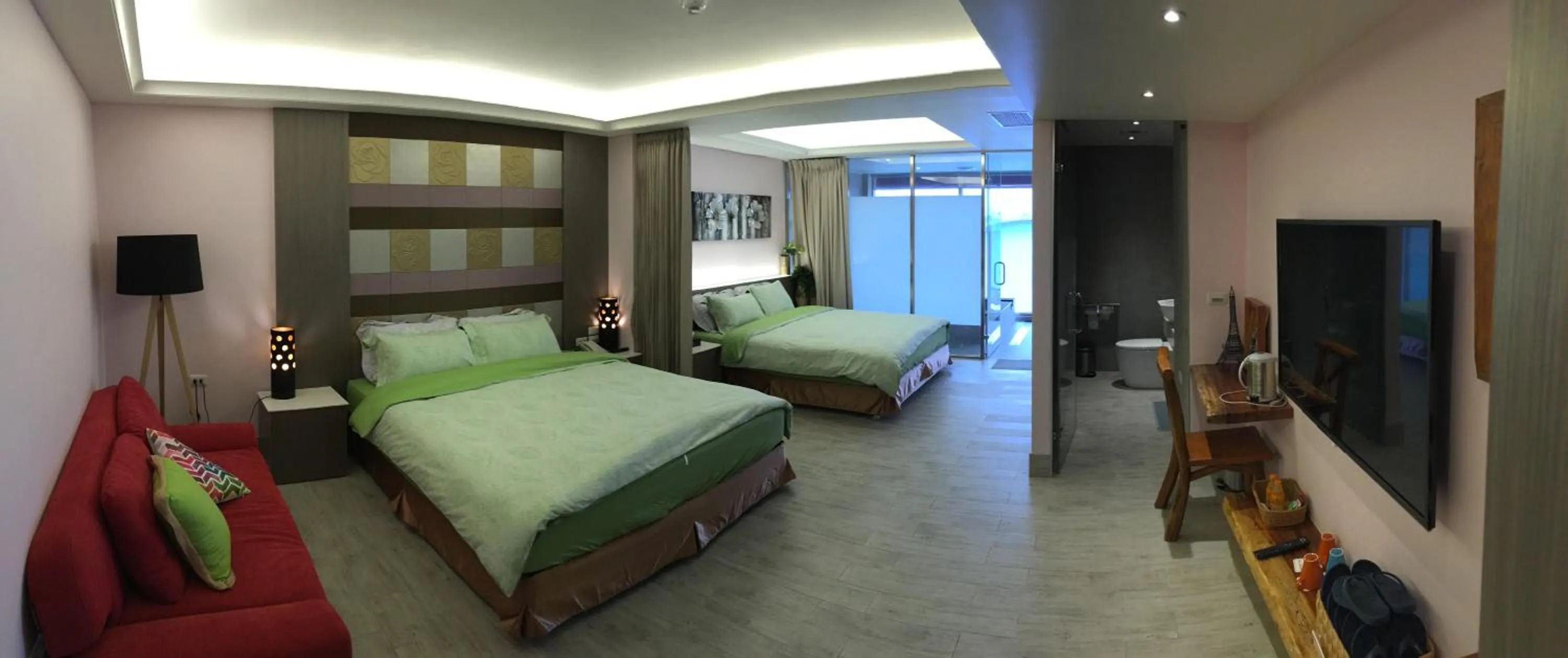 TV and multimedia, Bed in River Forest Leisure Farm