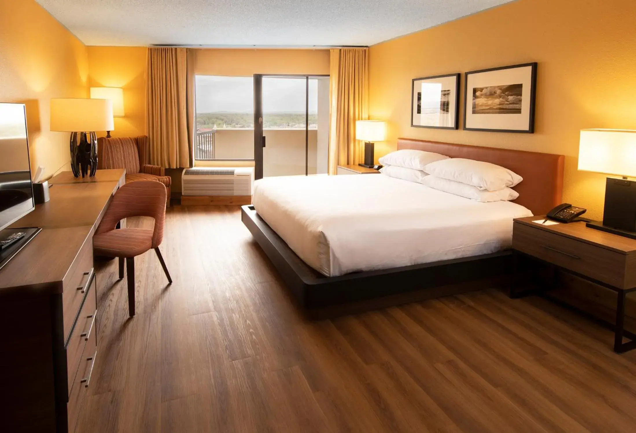 Junior Suite with Balcony in Hotel Albuquerque At Old Town Junior Suite with Balcony in Hotel Albuquerque At Old Town