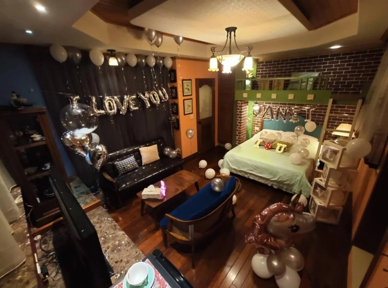 Bed in The Dew B&B 晨露庄 民宿