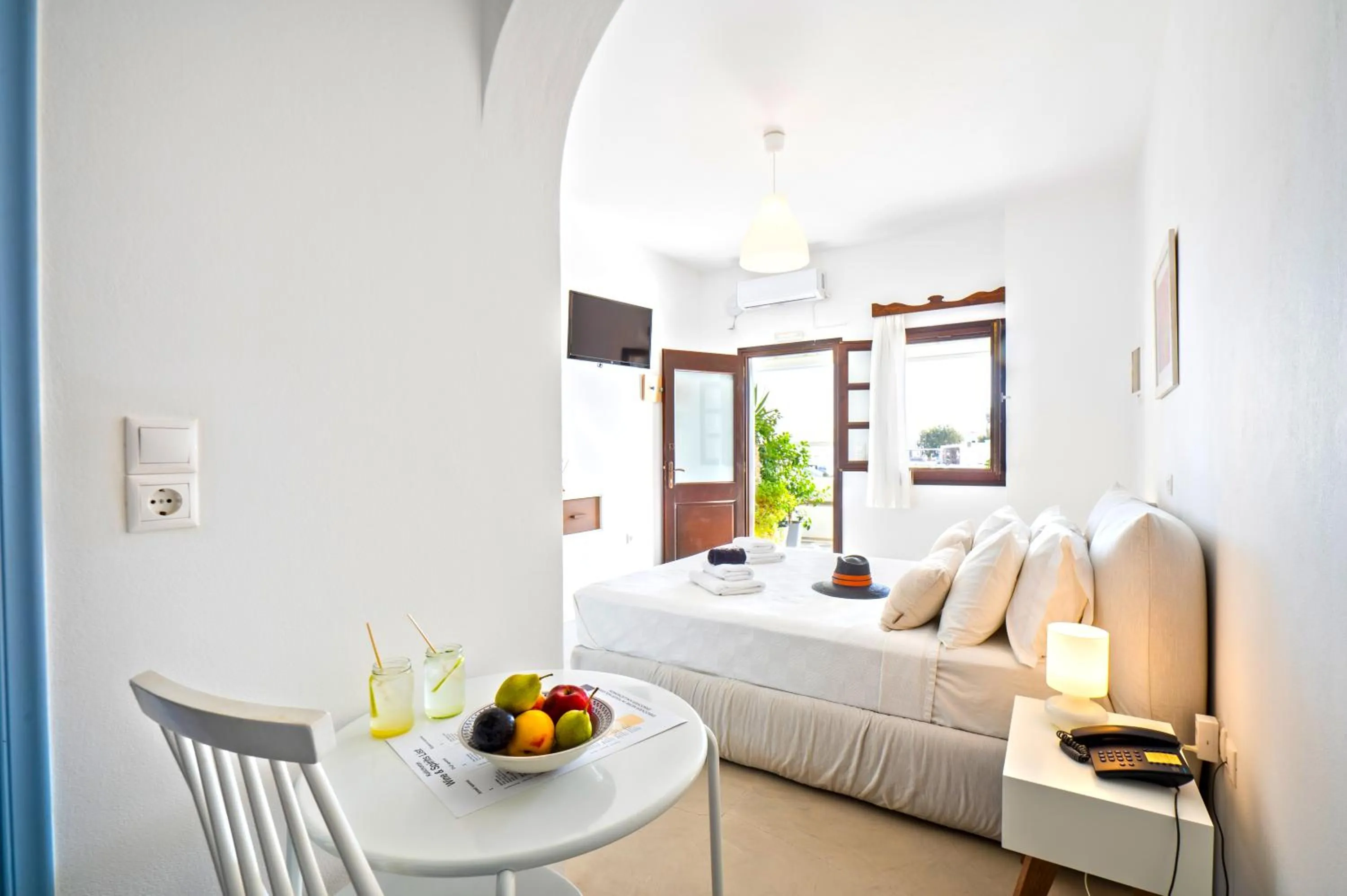 Bed in Kallichoron Art Boutique Hotel