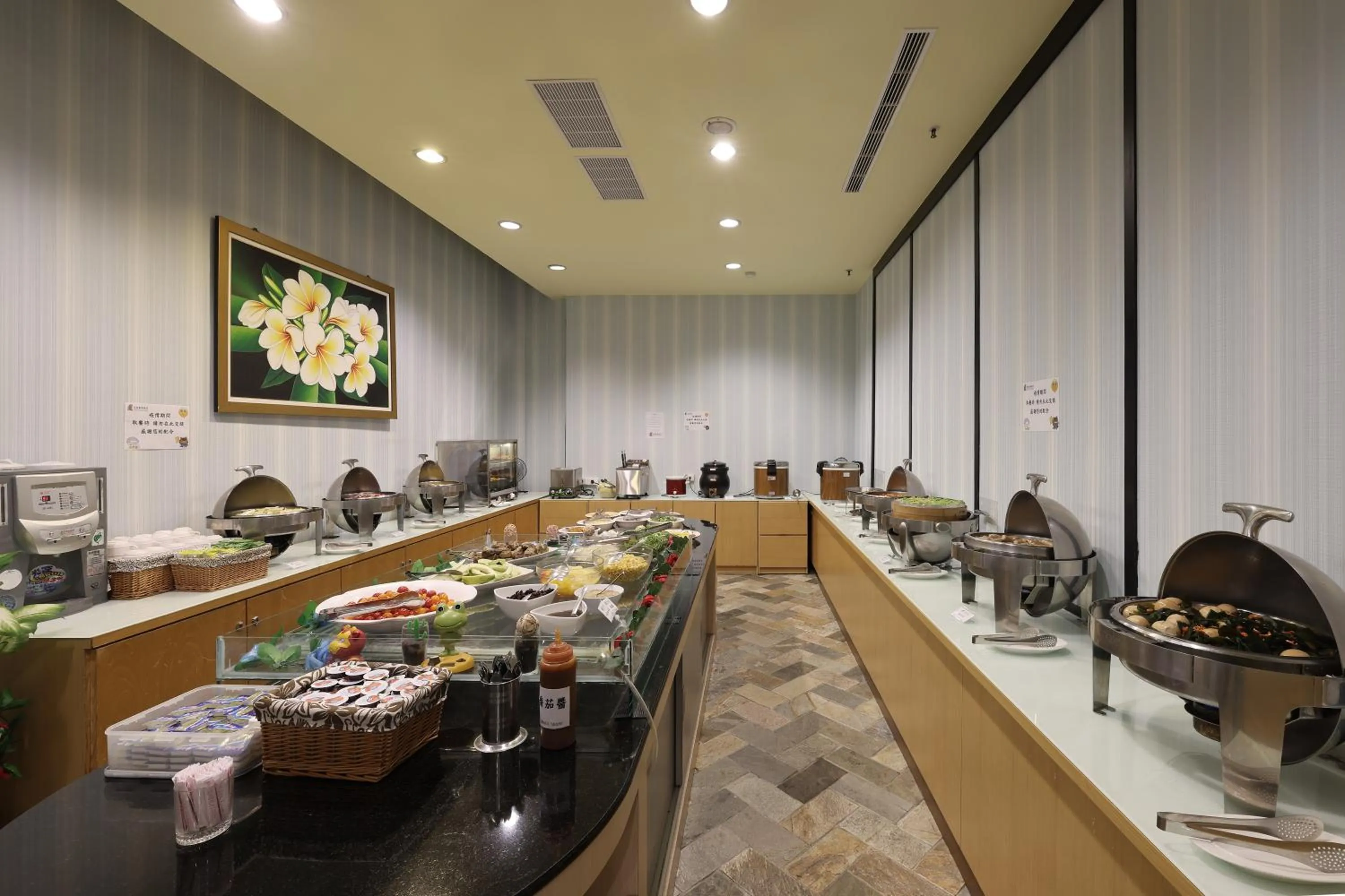 Restaurant/places to eat in Shante Hotel Shitou