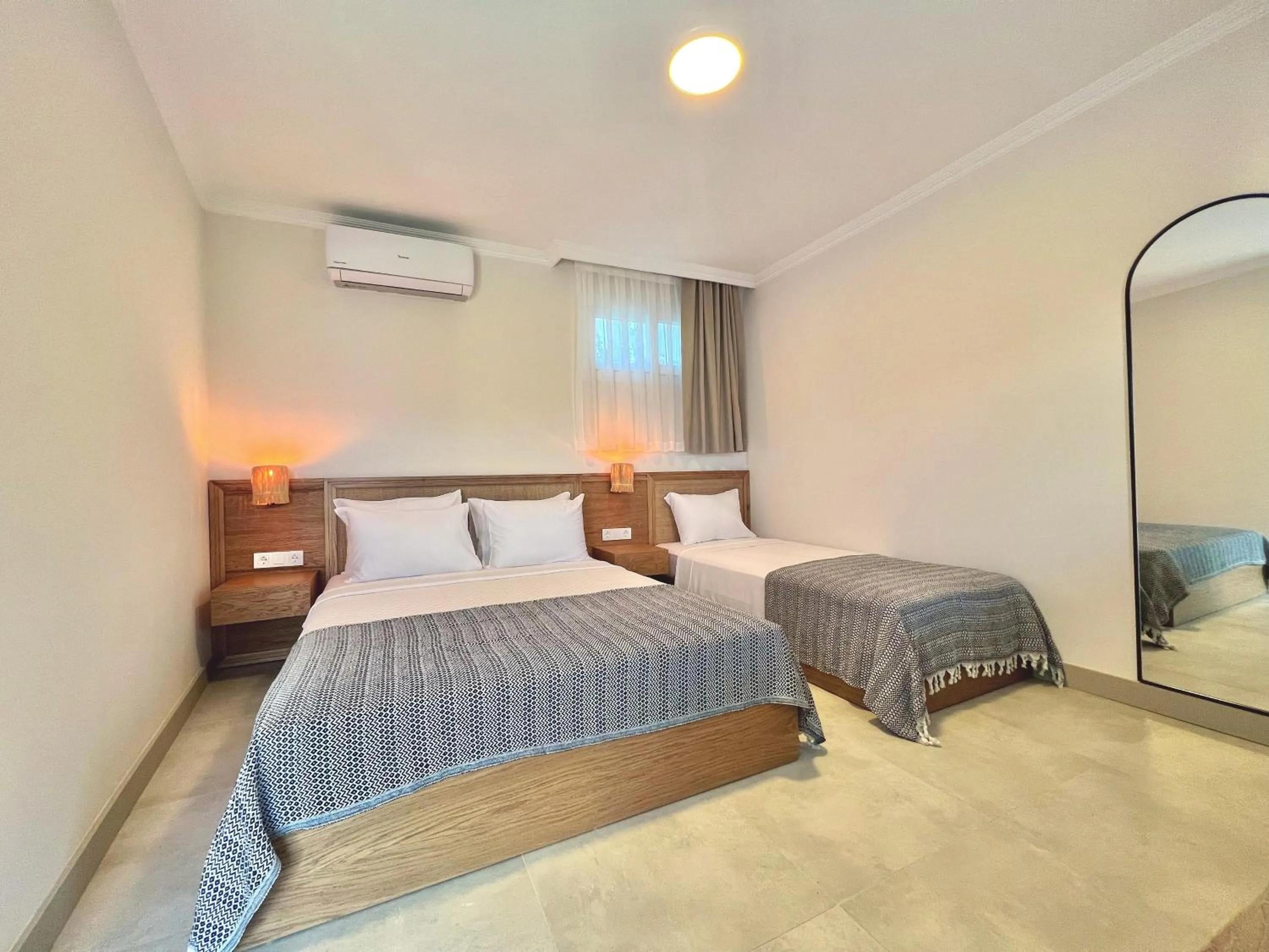 Bed in Lavinya Otel