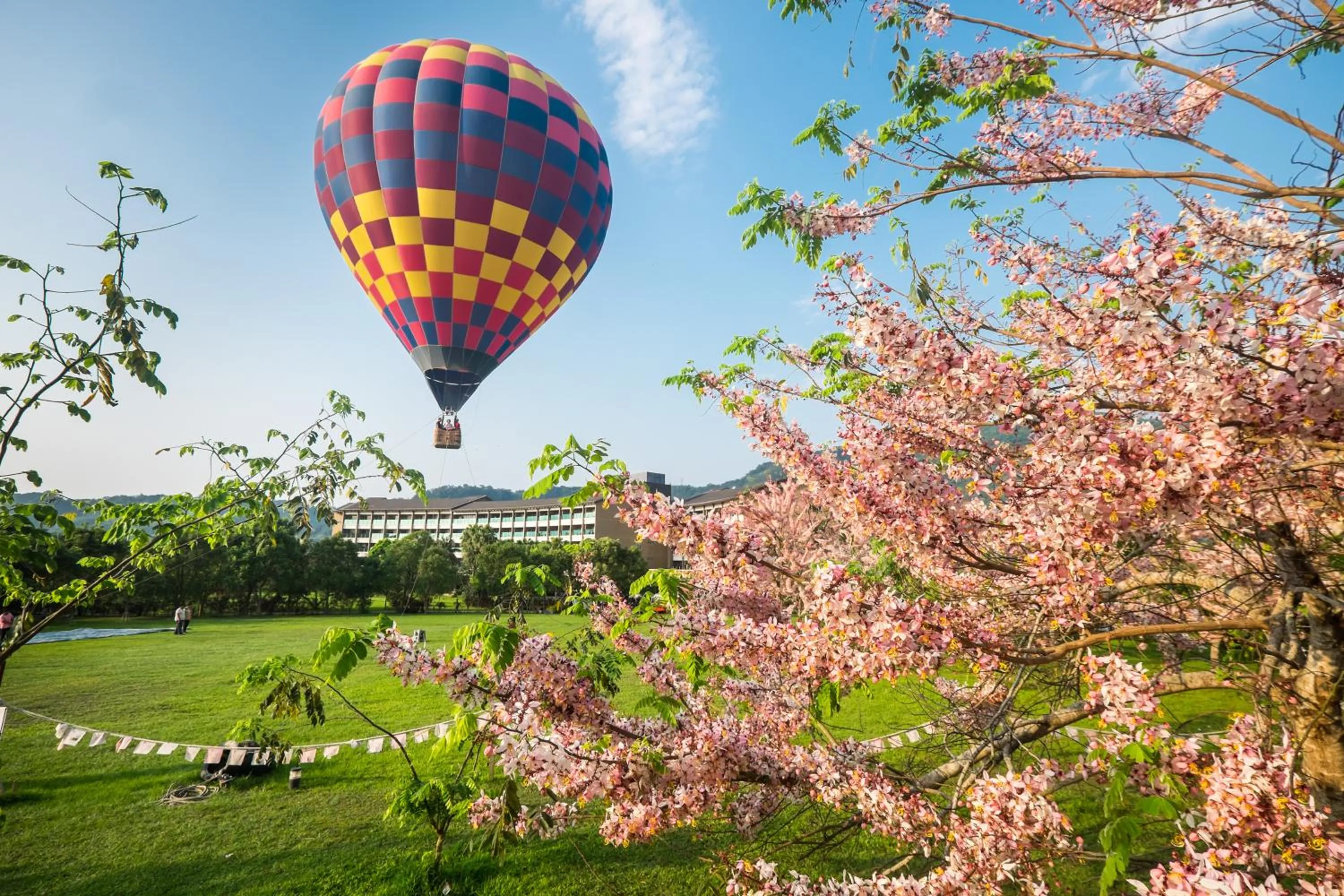 Spring in Luminous Hot Spring Resort & SPA
