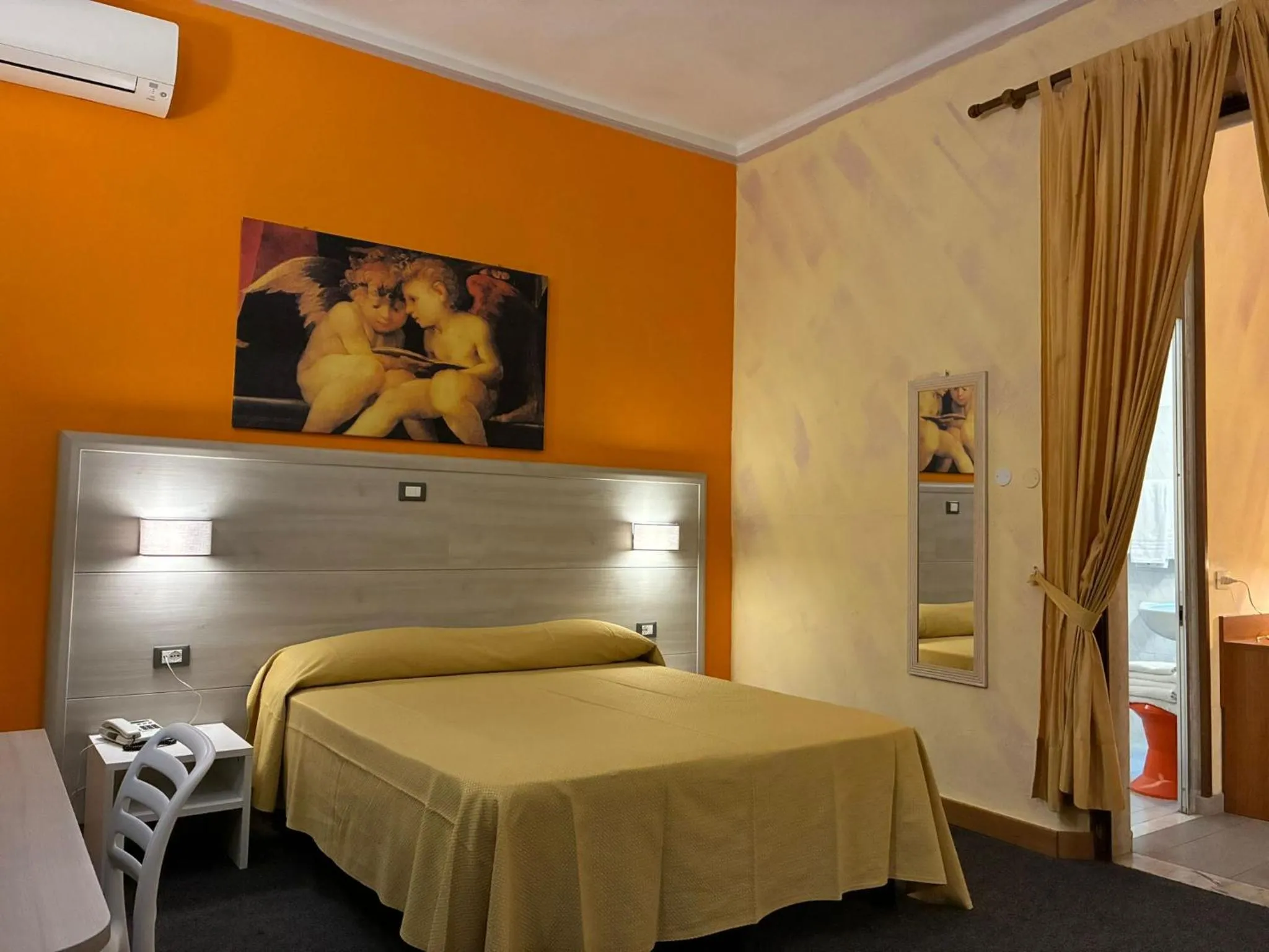 Bed in Hotel Annunziata