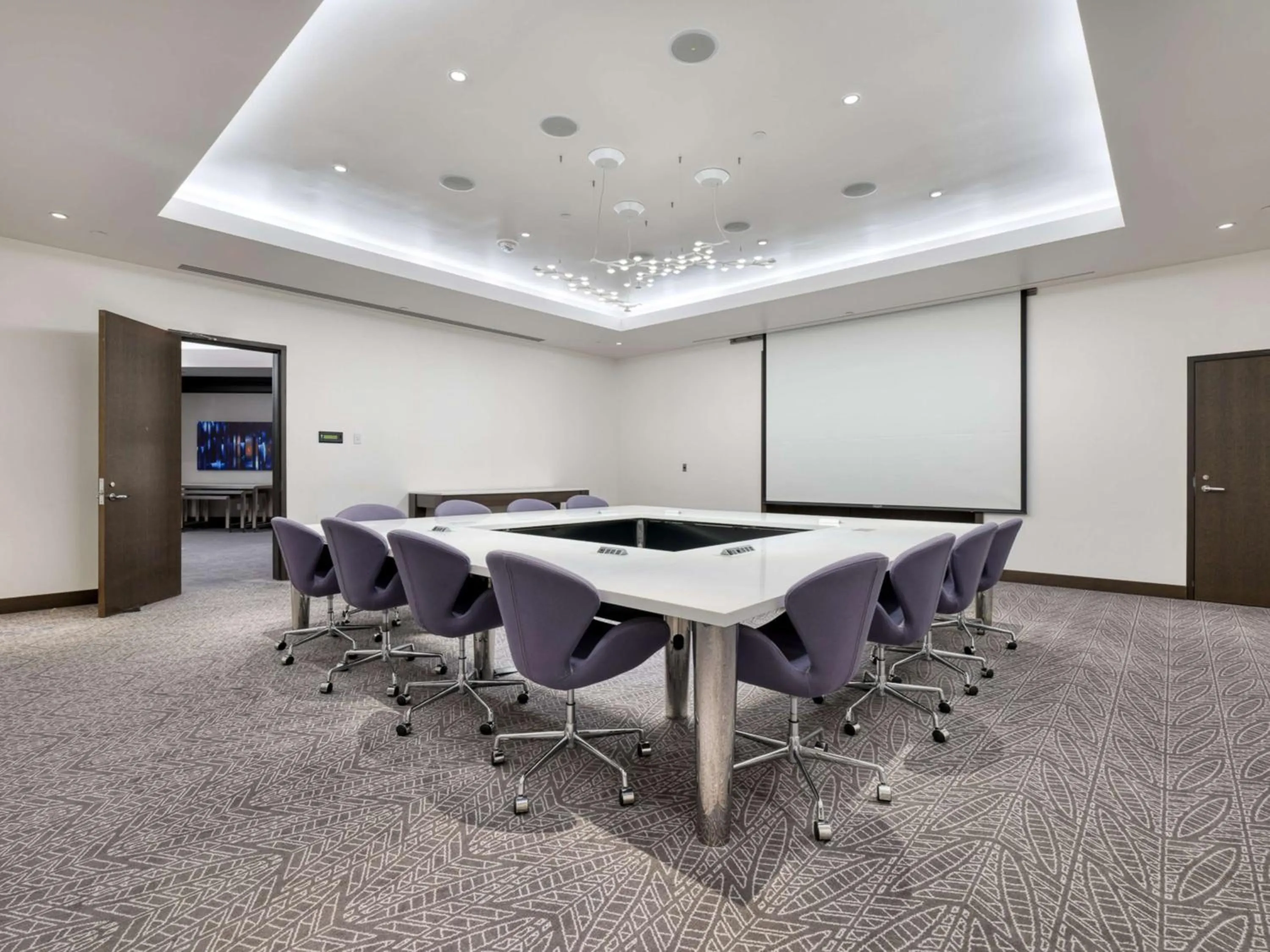 Meeting/conference room in The Royal Sonesta Minneapolis Downtown