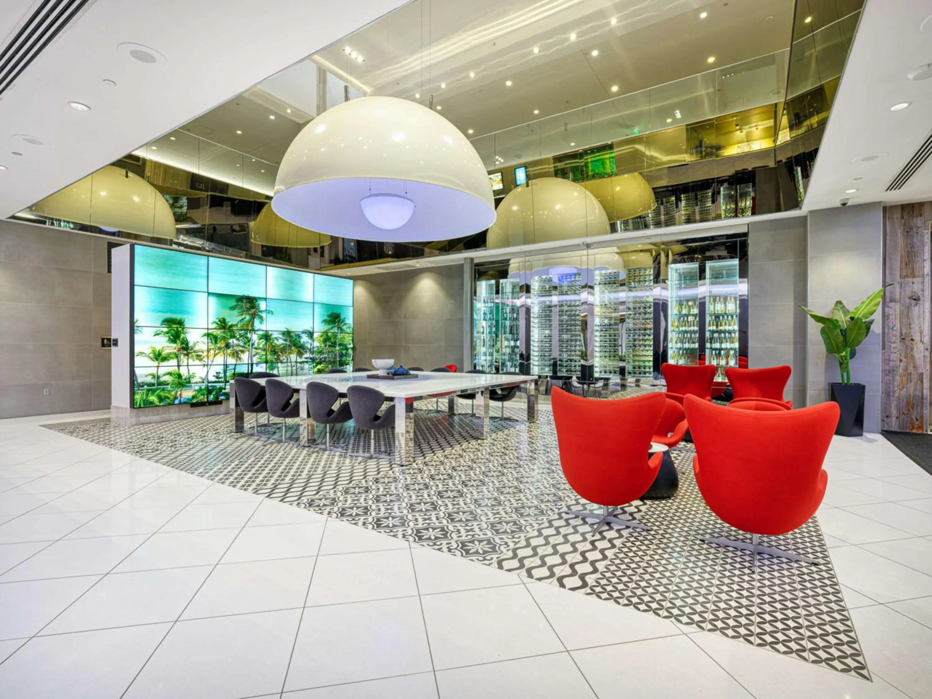 Lobby or reception in The Royal Sonesta Minneapolis Downtown