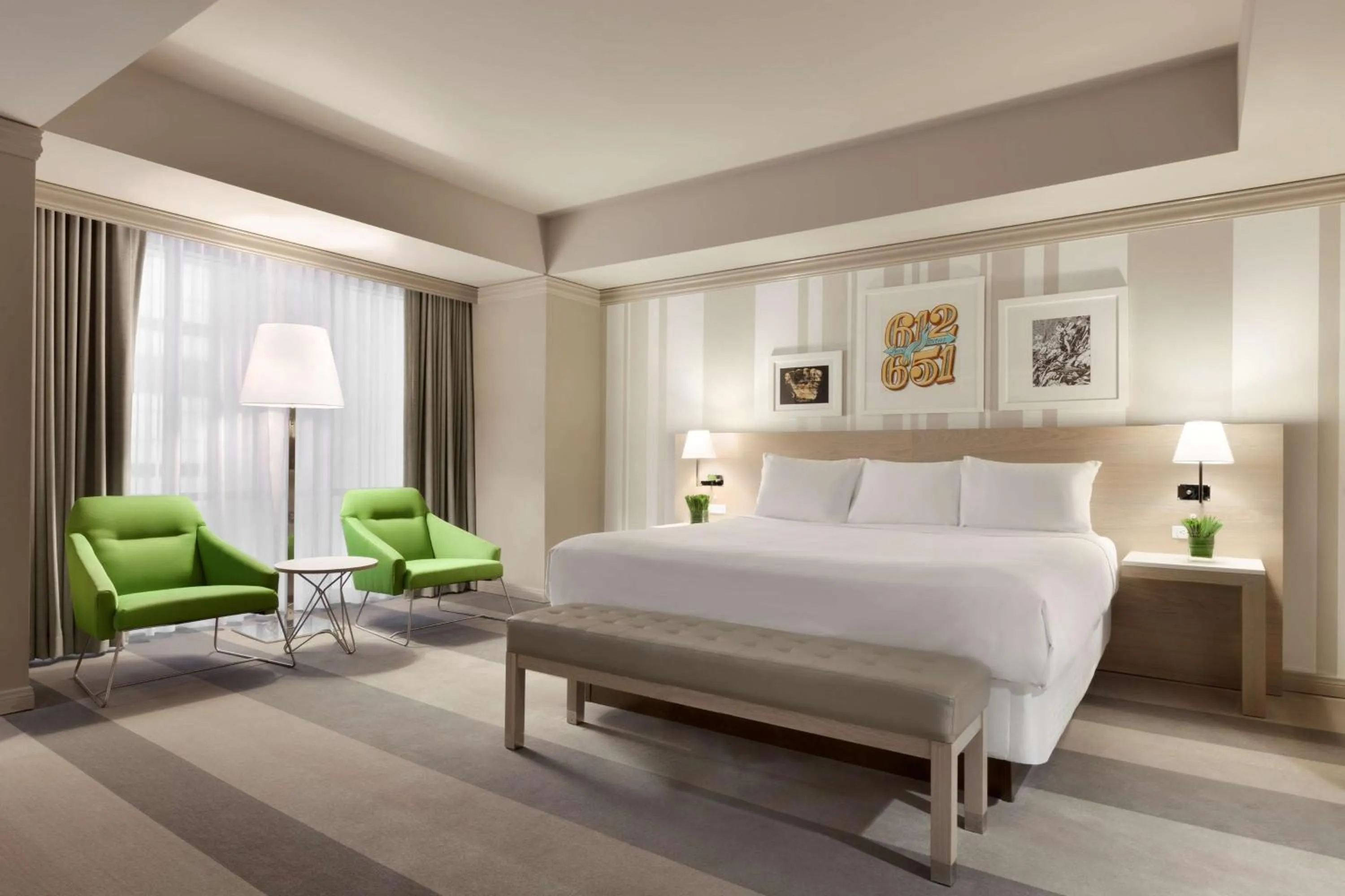 Photo of the whole room, Bed in The Royal Sonesta Minneapolis Downtown