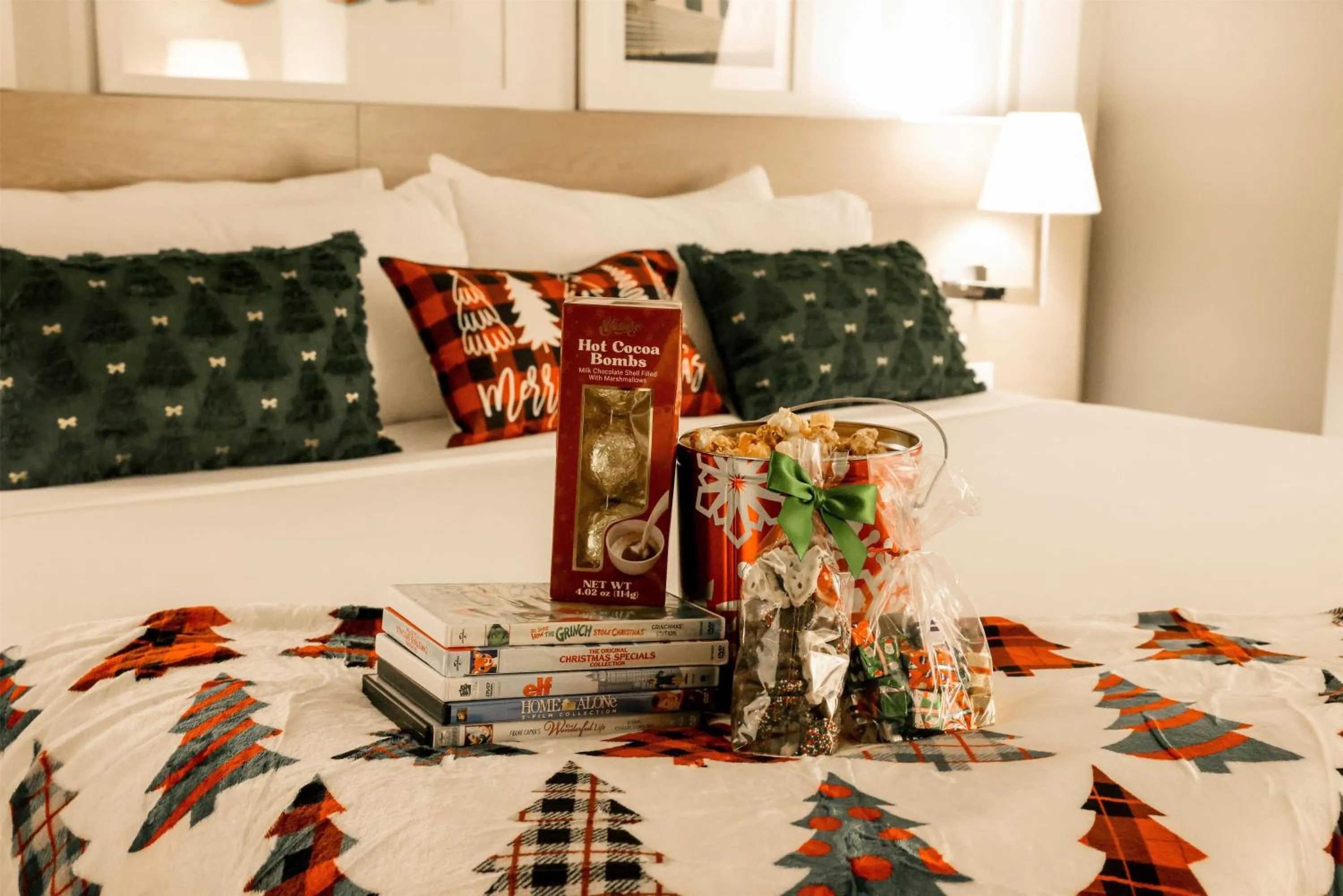 Bedroom, Bed in The Royal Sonesta Minneapolis Downtown