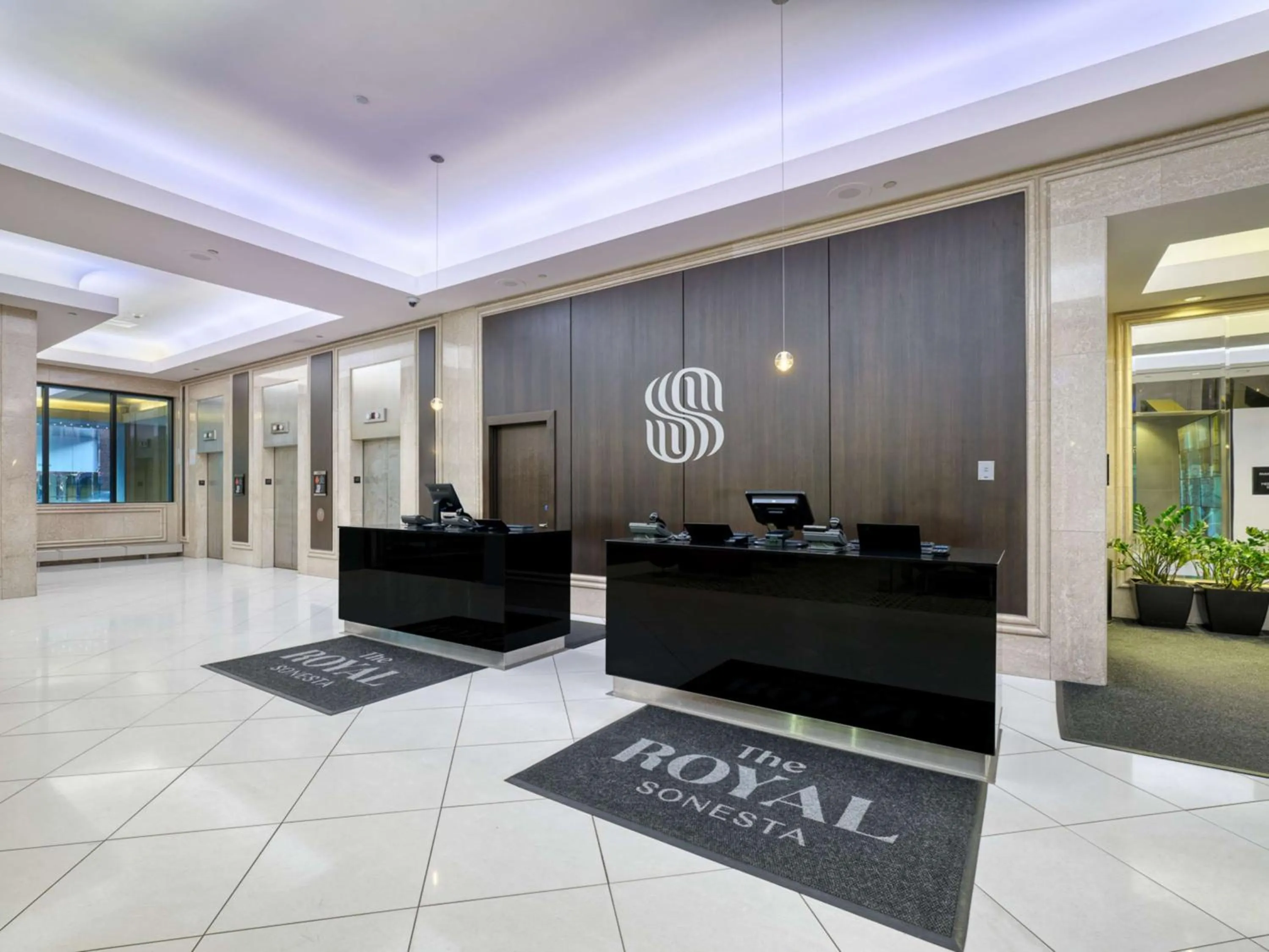 Lobby or reception in The Royal Sonesta Minneapolis Downtown