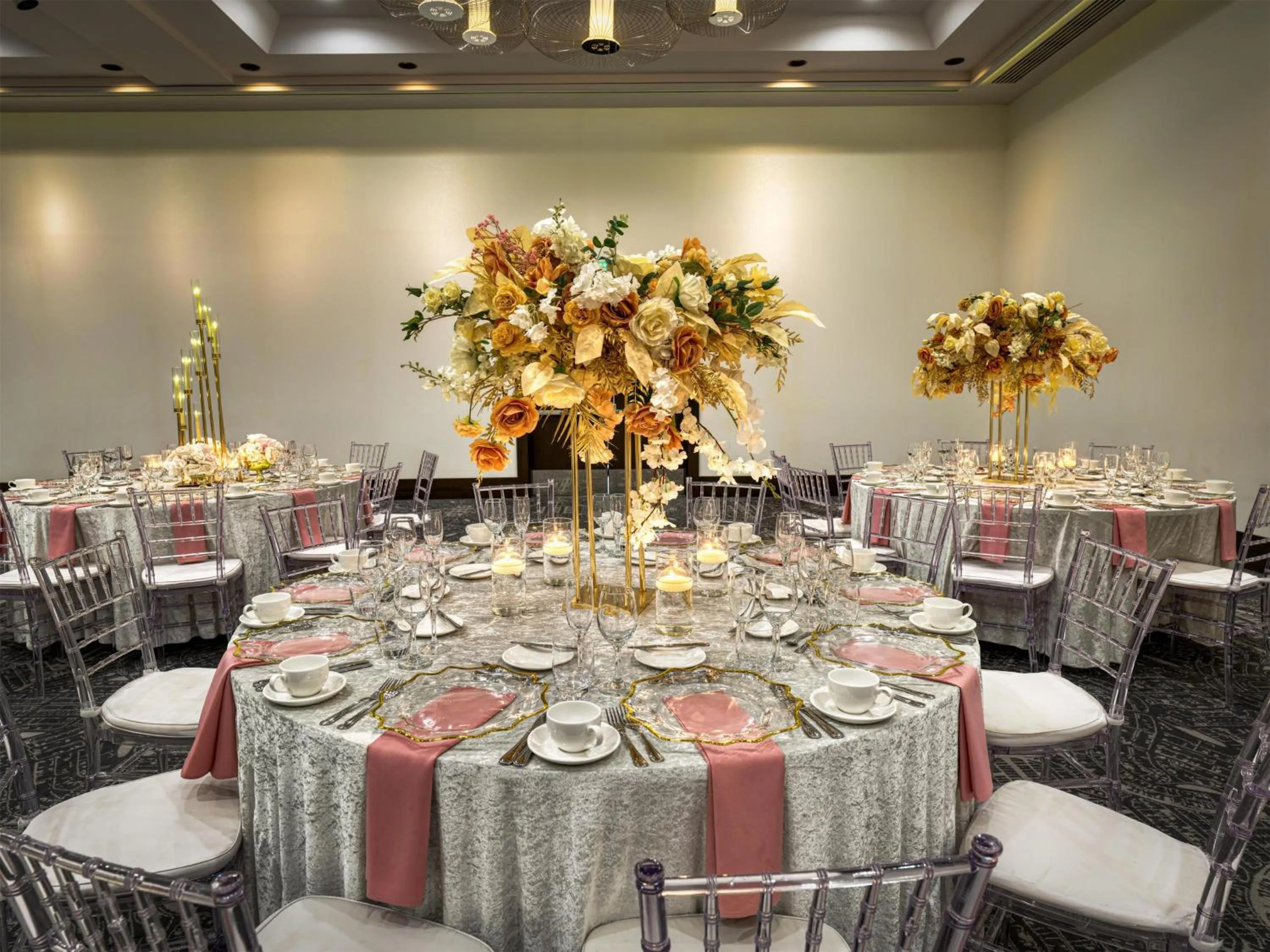 wedding in The Royal Sonesta Minneapolis Downtown