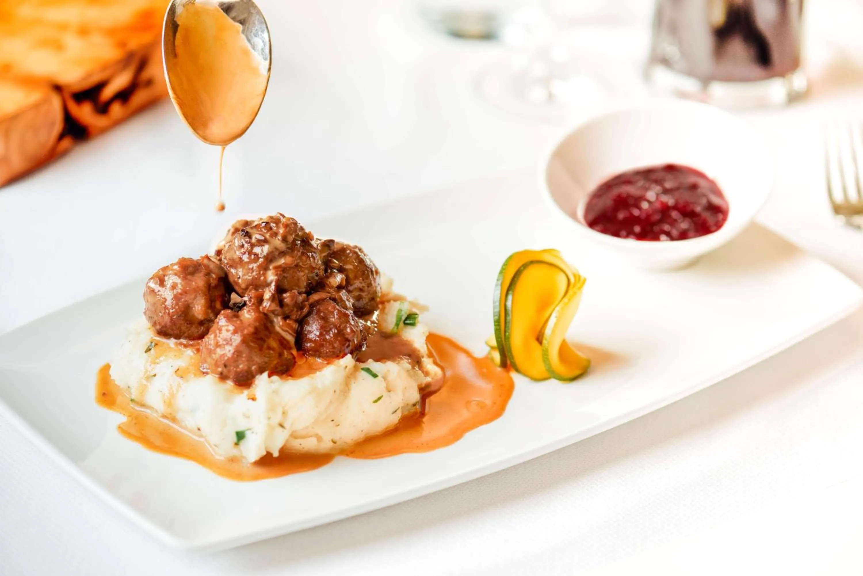 Restaurant/places to eat in The Royal Sonesta Minneapolis Downtown