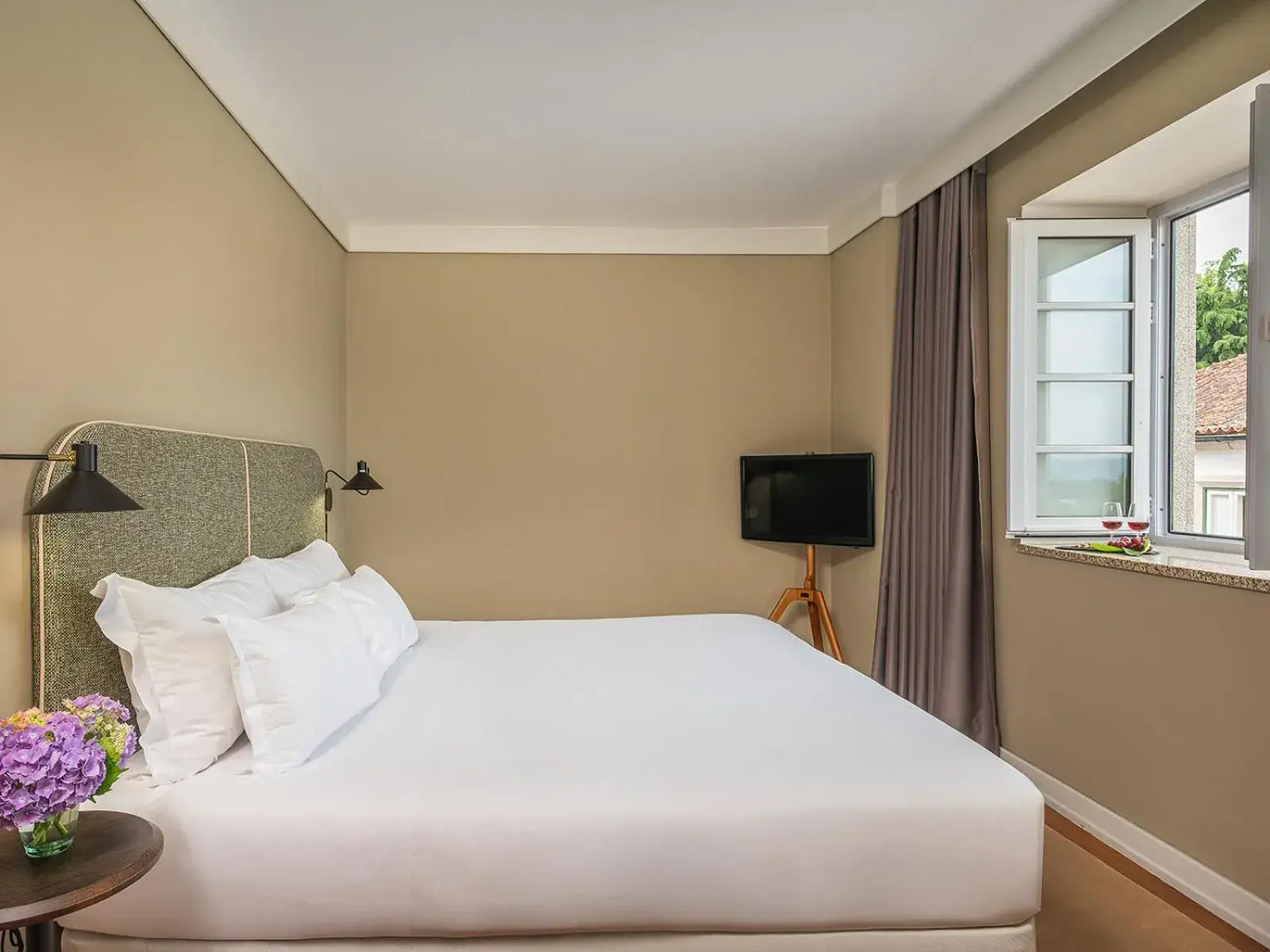 Standard Double Room - single occupancy in Forrester Essence Douro Hotel - by Unlock Hotels Standard Double Room - single occupancy in Forrester Essence Douro Hotel - by Unlock Hotels