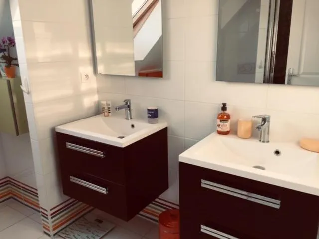 Bathroom in LES EVENS La Baule