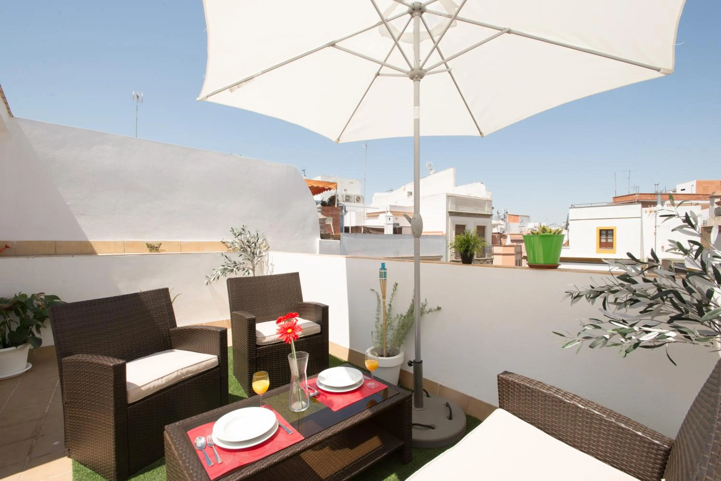 Balcony/Terrace in The Zentral Suites & Apartments