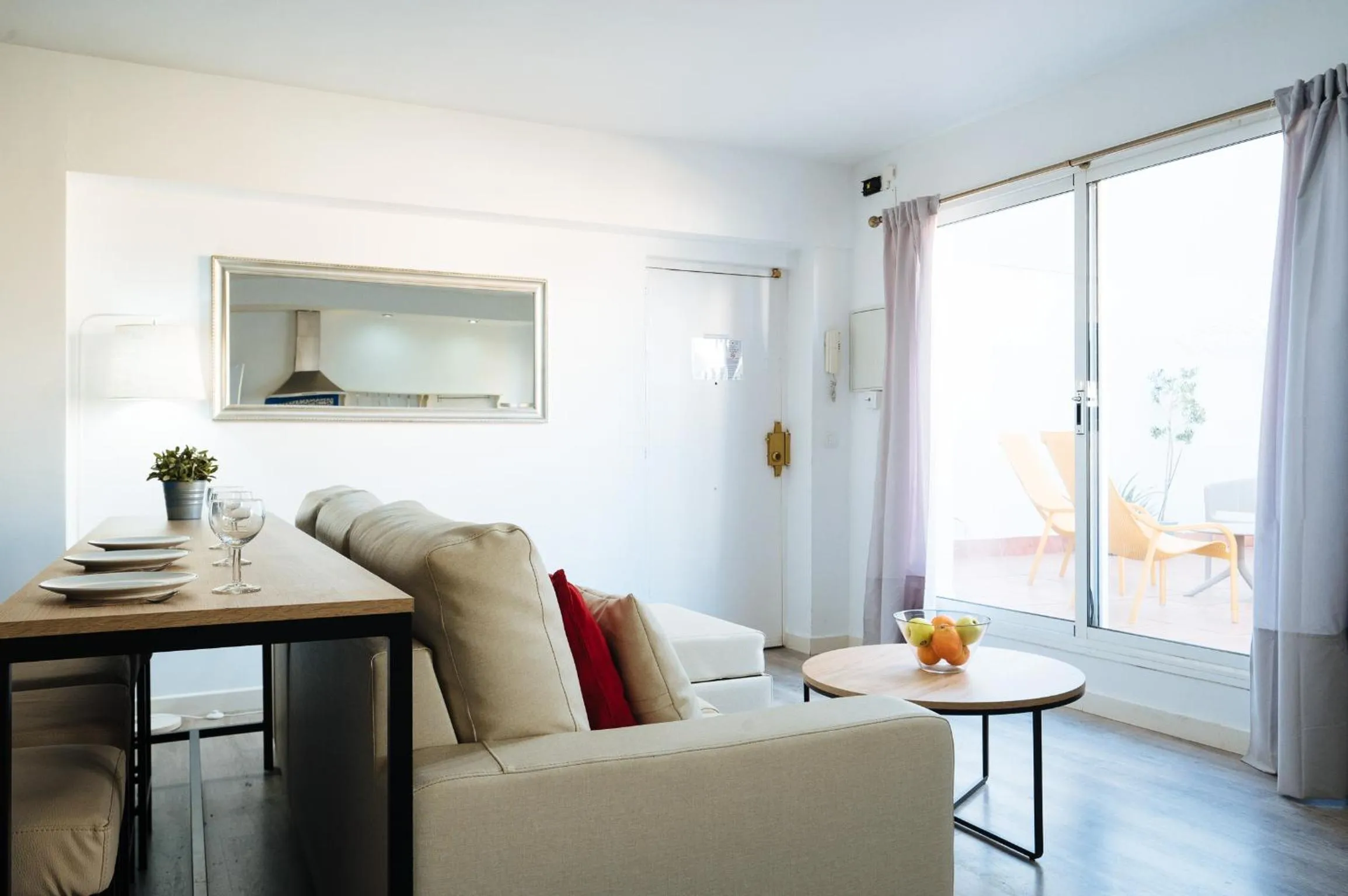 Living room in The Zentral Suites & Apartments