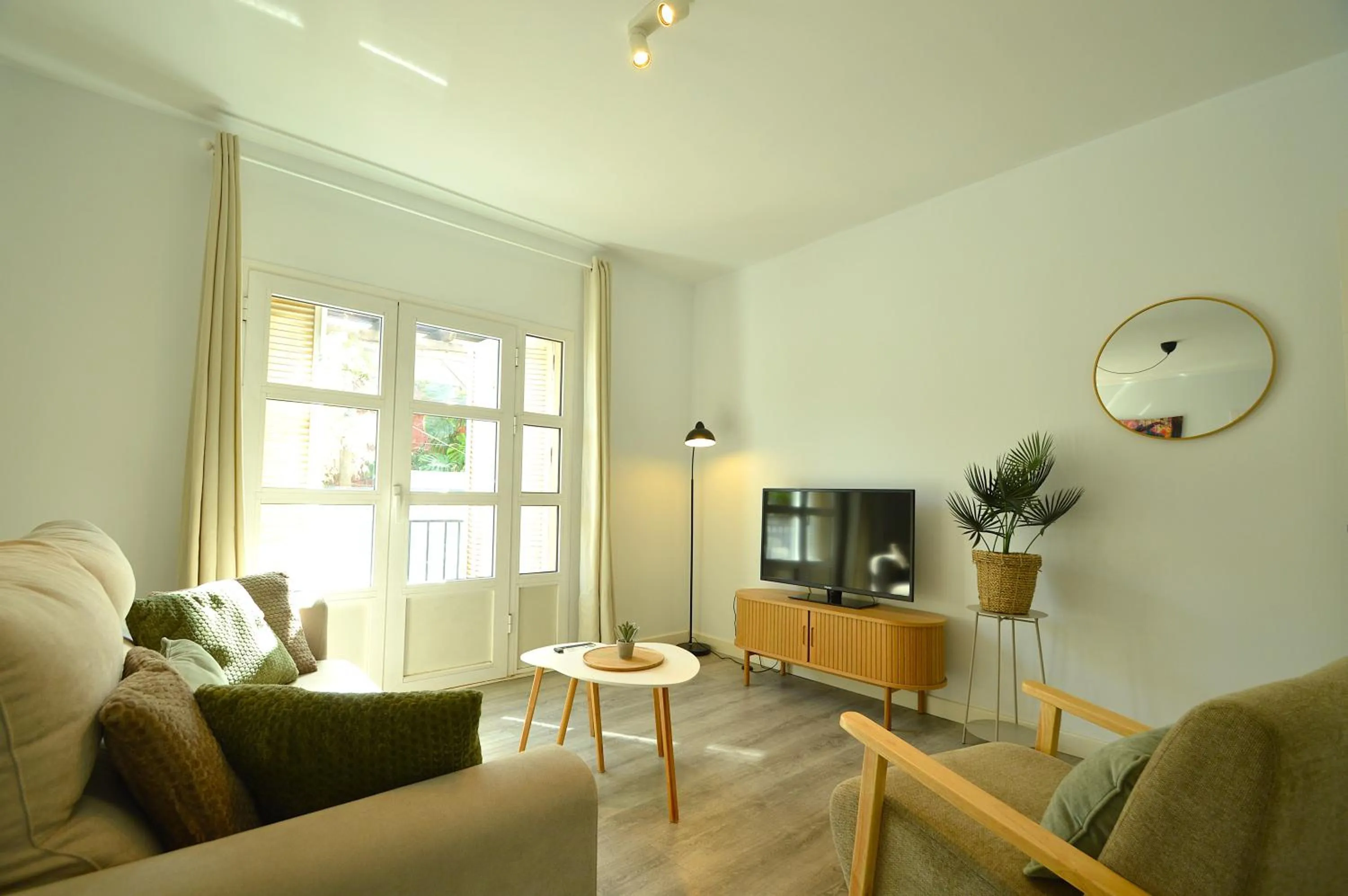 The Zentral Suites & Apartments