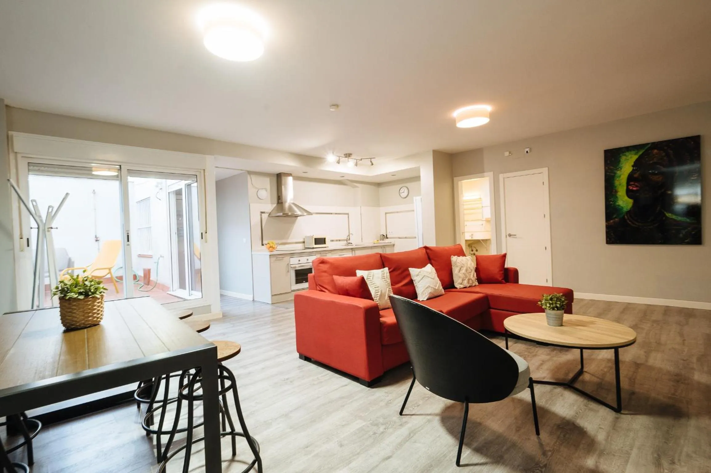 Kitchen or kitchenette in The Zentral Suites & Apartments