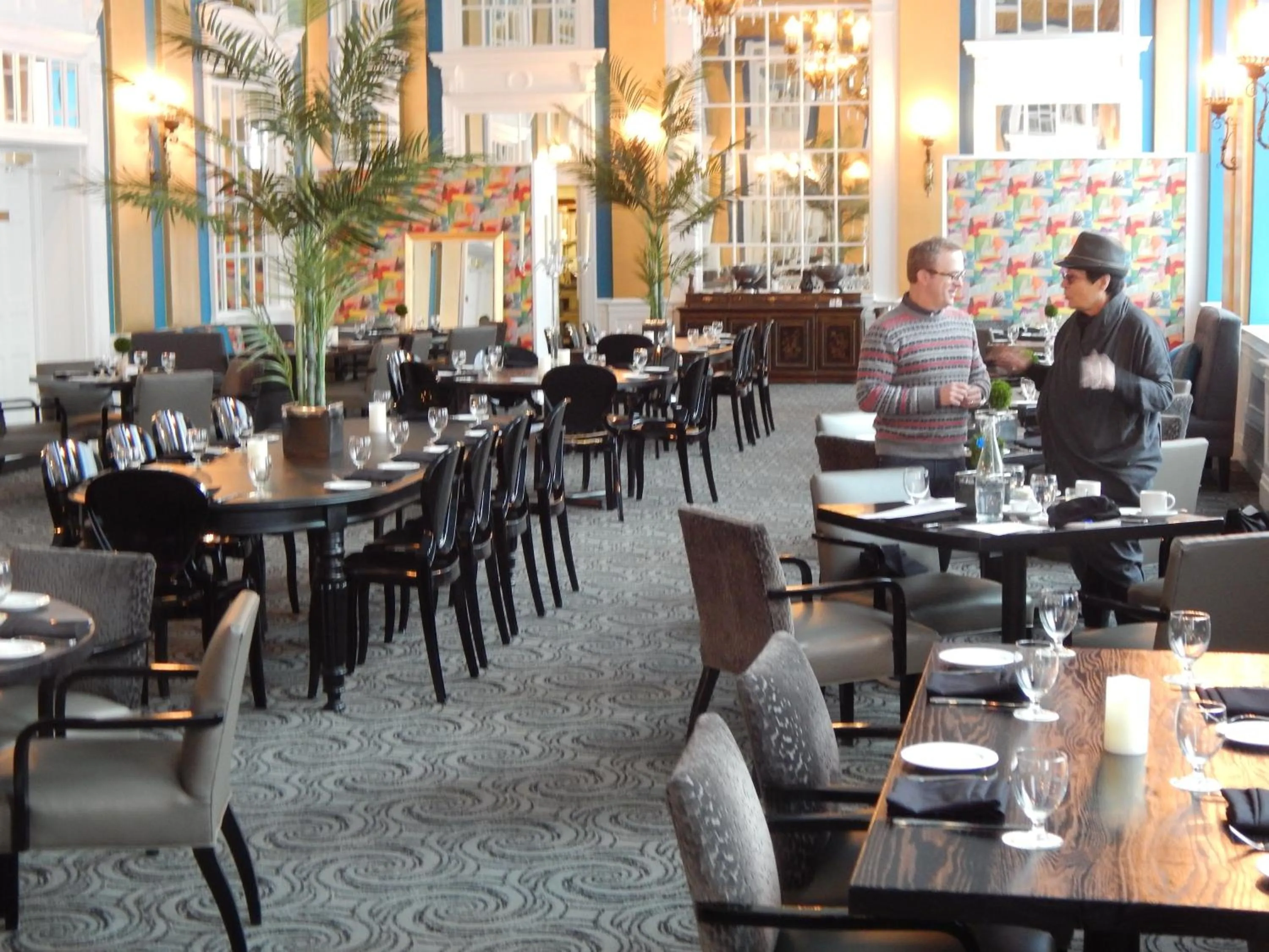 Restaurant/places to eat in Lord Baltimore Hotel