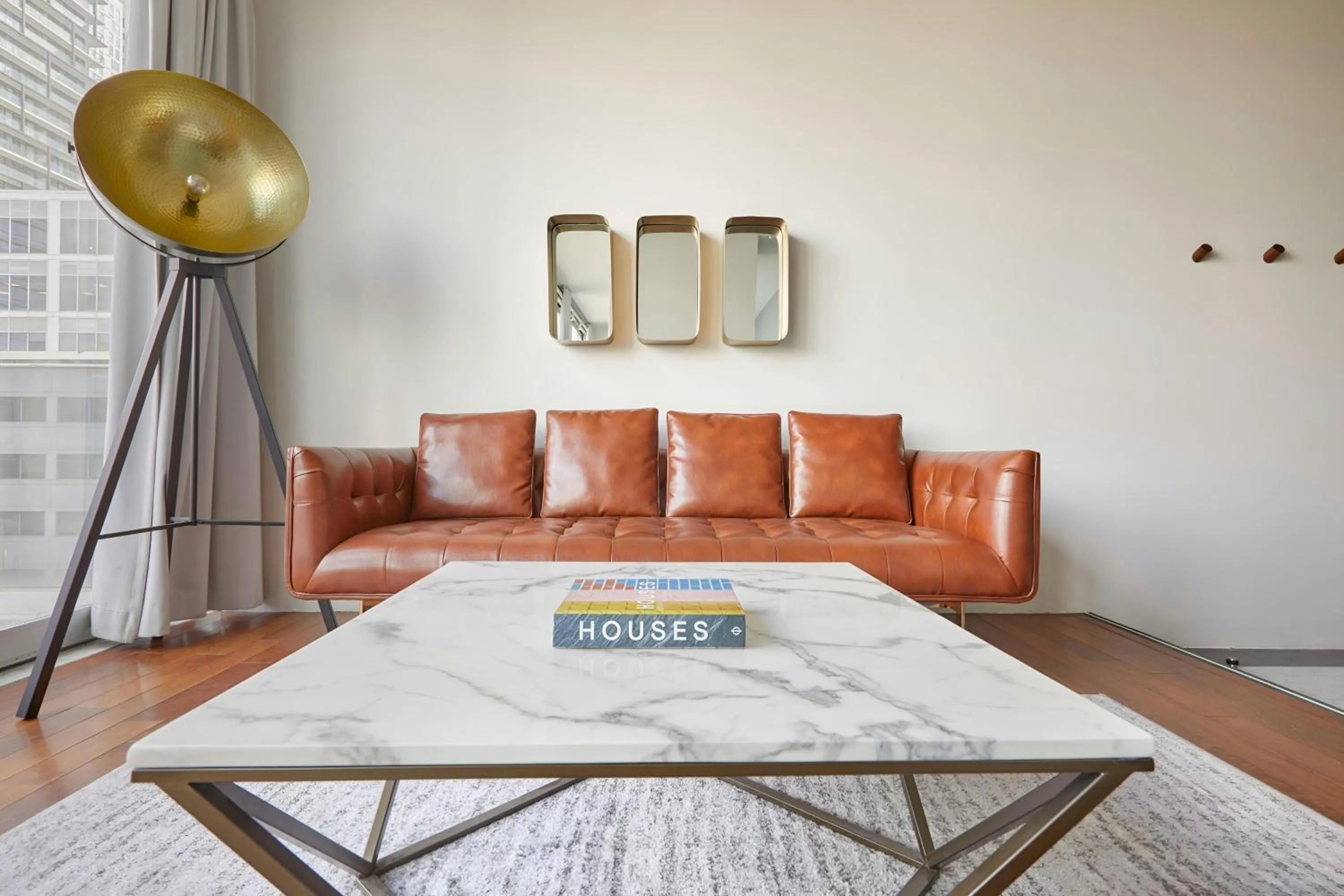 Living room in The Slate Hotel Downtown, Sonder by Marriott Bonvoy