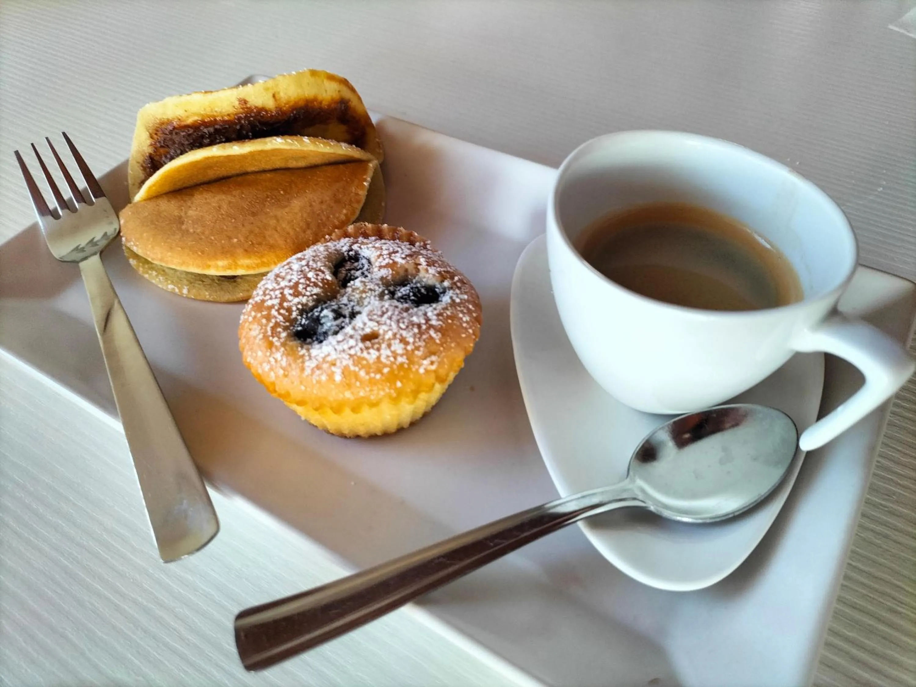 Food and drinks in Nùe Rooms