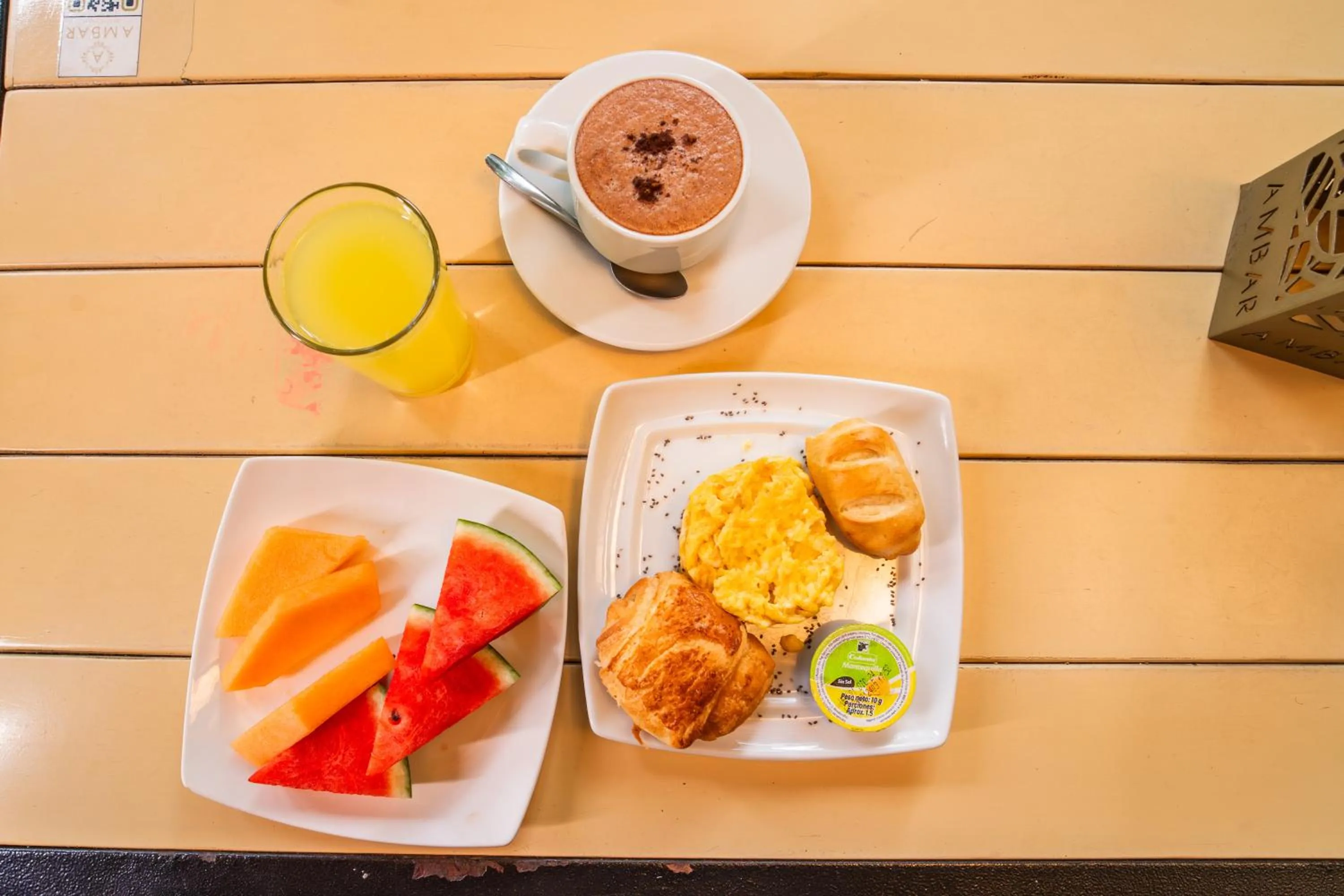 Breakfast in Ambar Hotel Boutique Cali