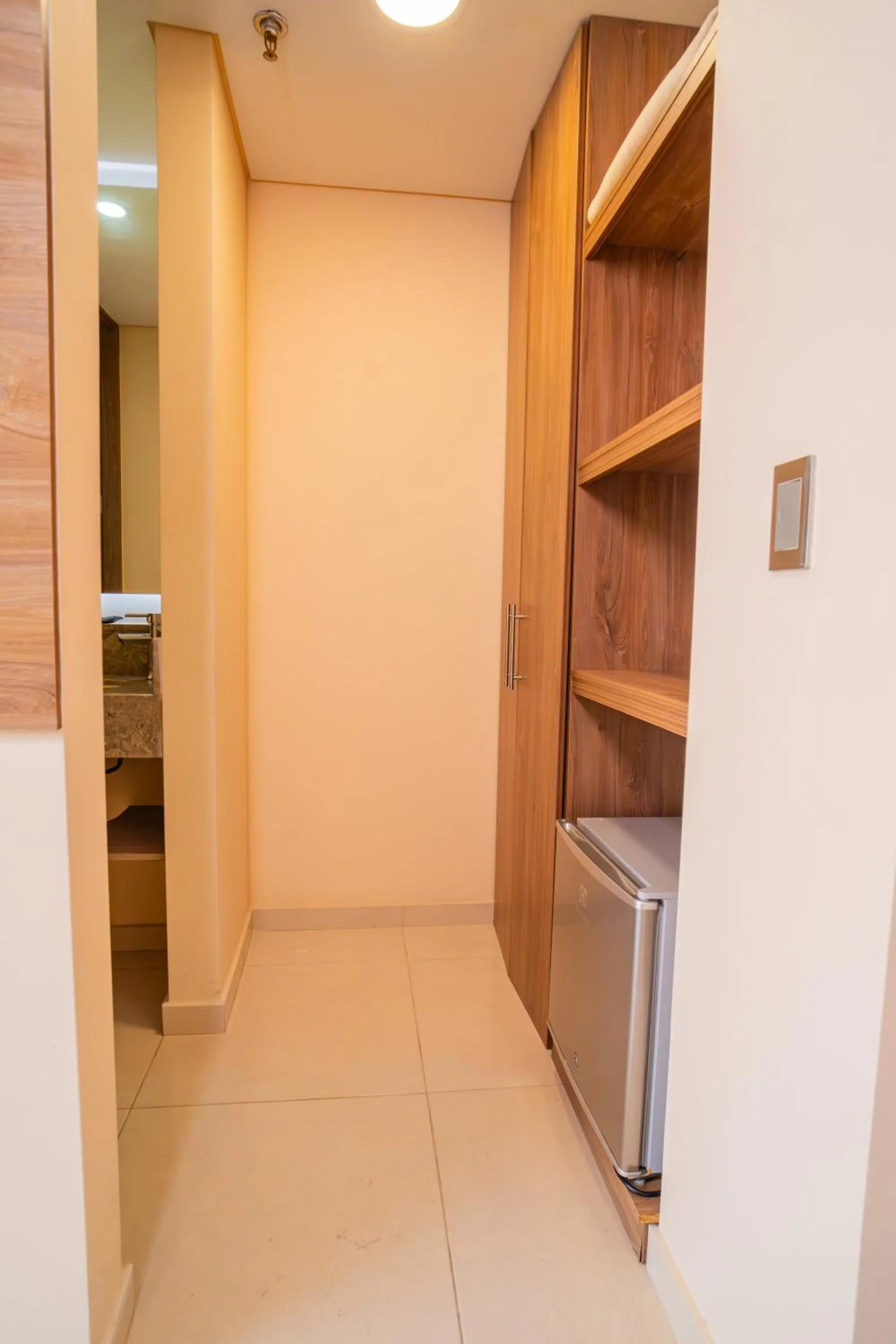 wardrobe in Ambar Hotel Boutique Cali