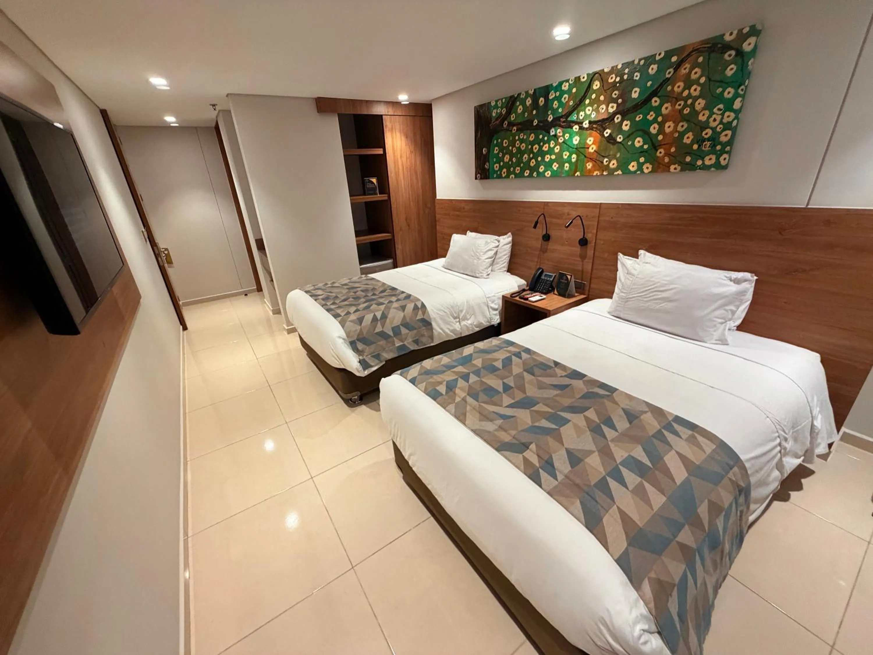 Standard Twin Room in Ambar Hotel Boutique Cali