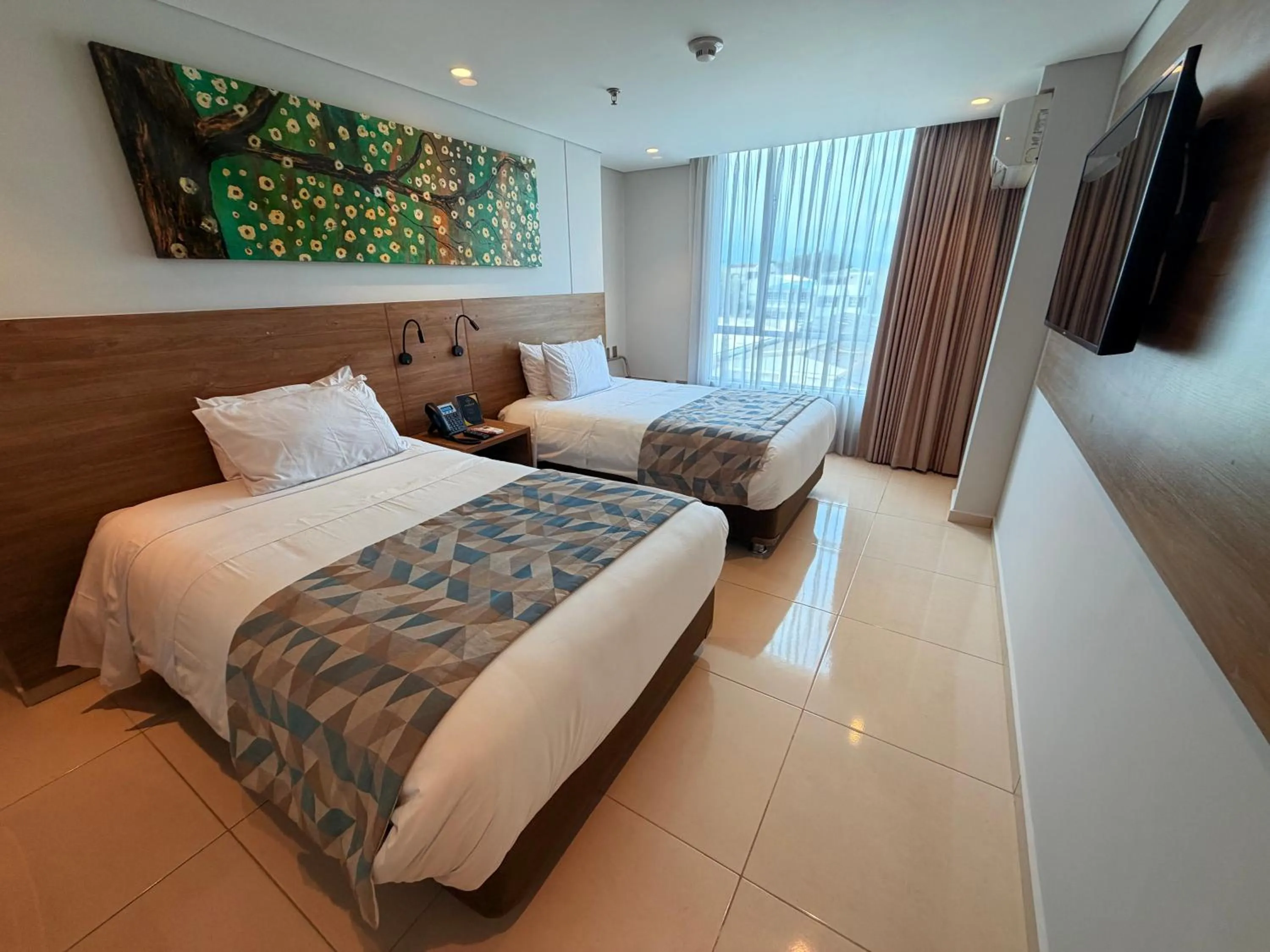 Standard Twin Room in Ambar Hotel Boutique Cali