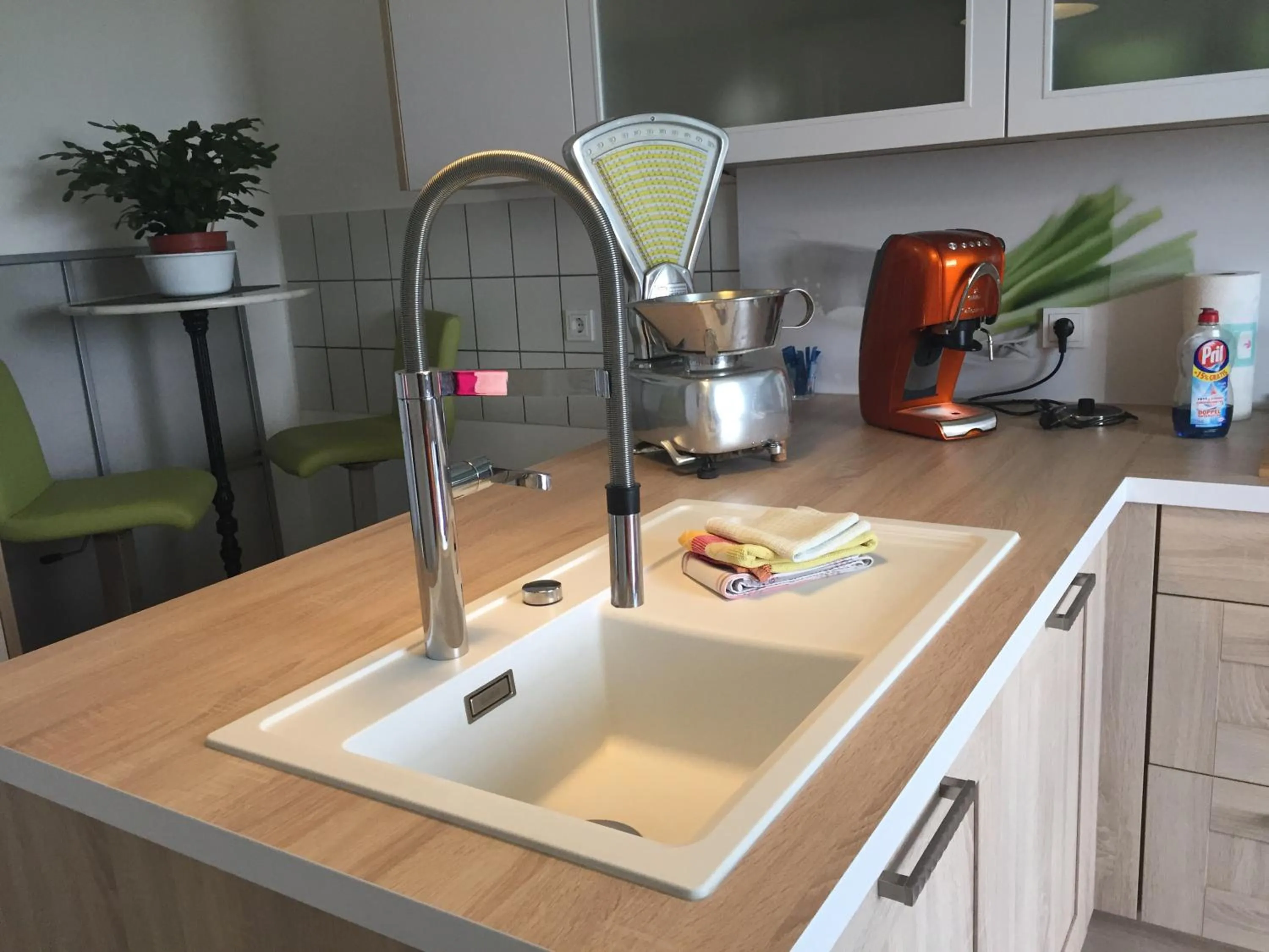 Kitchen or kitchenette in Messewohnung Augusta