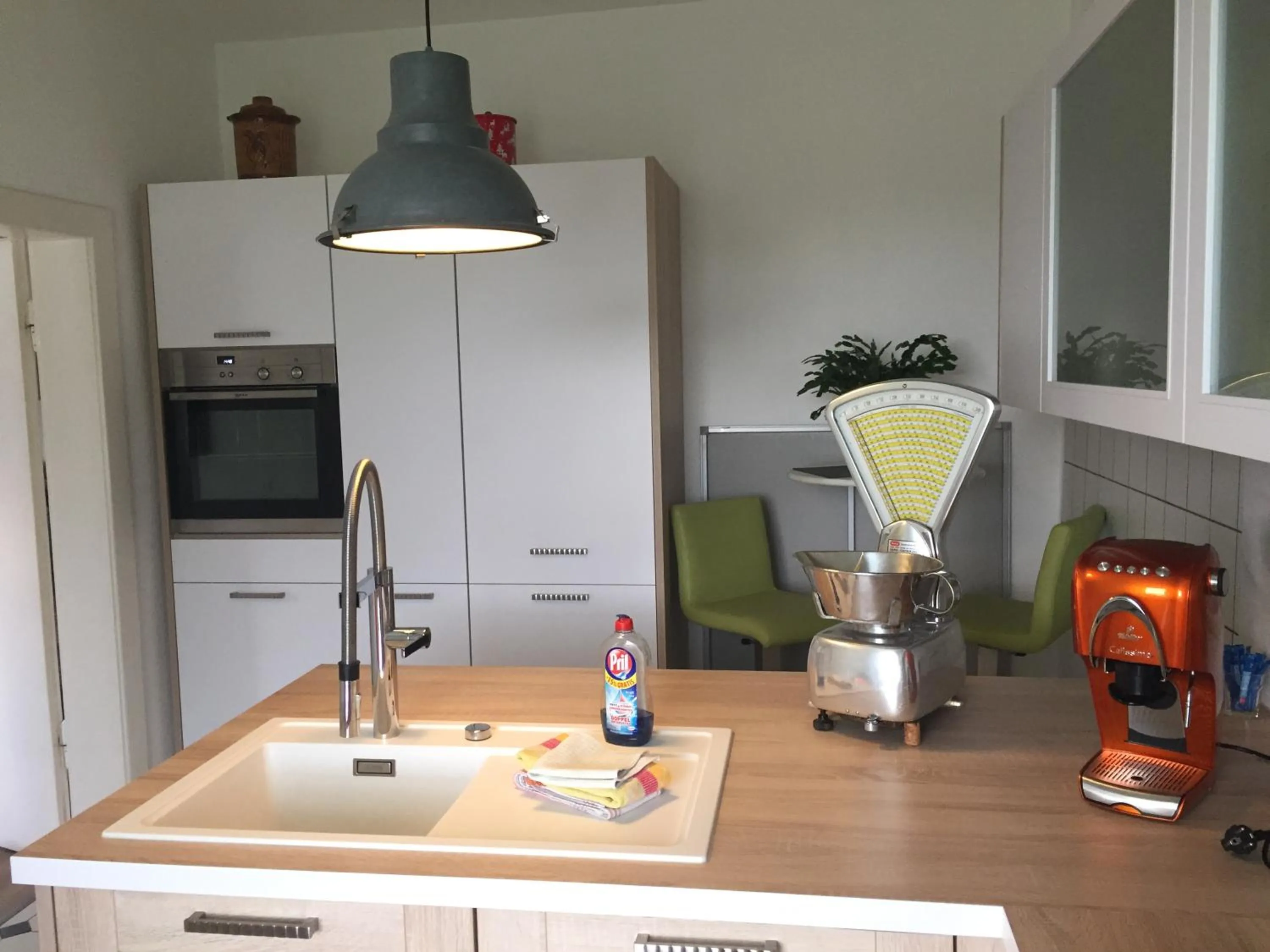 Kitchen or kitchenette in Messewohnung Augusta