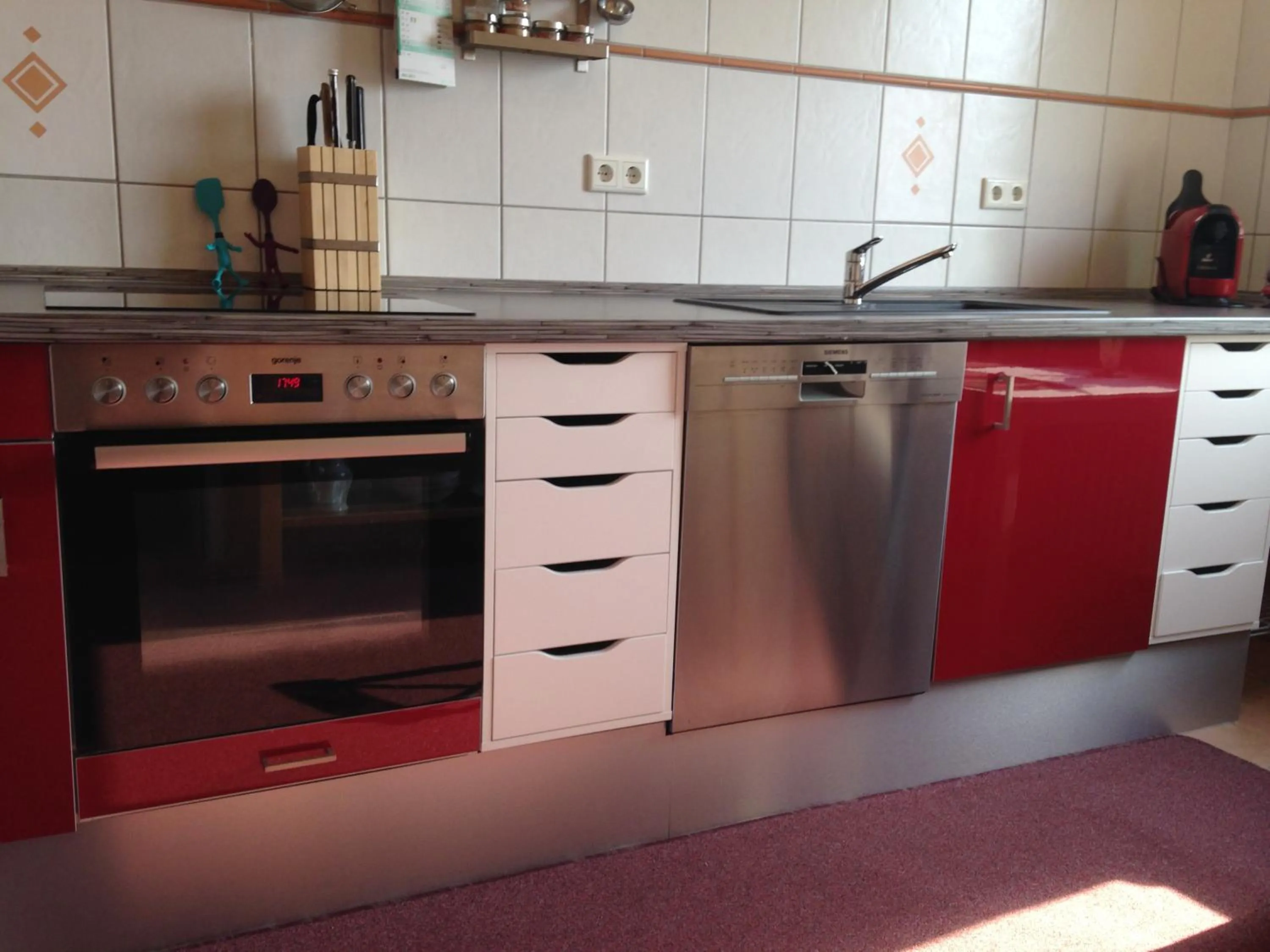 Kitchen or kitchenette in Messewohnung Augusta