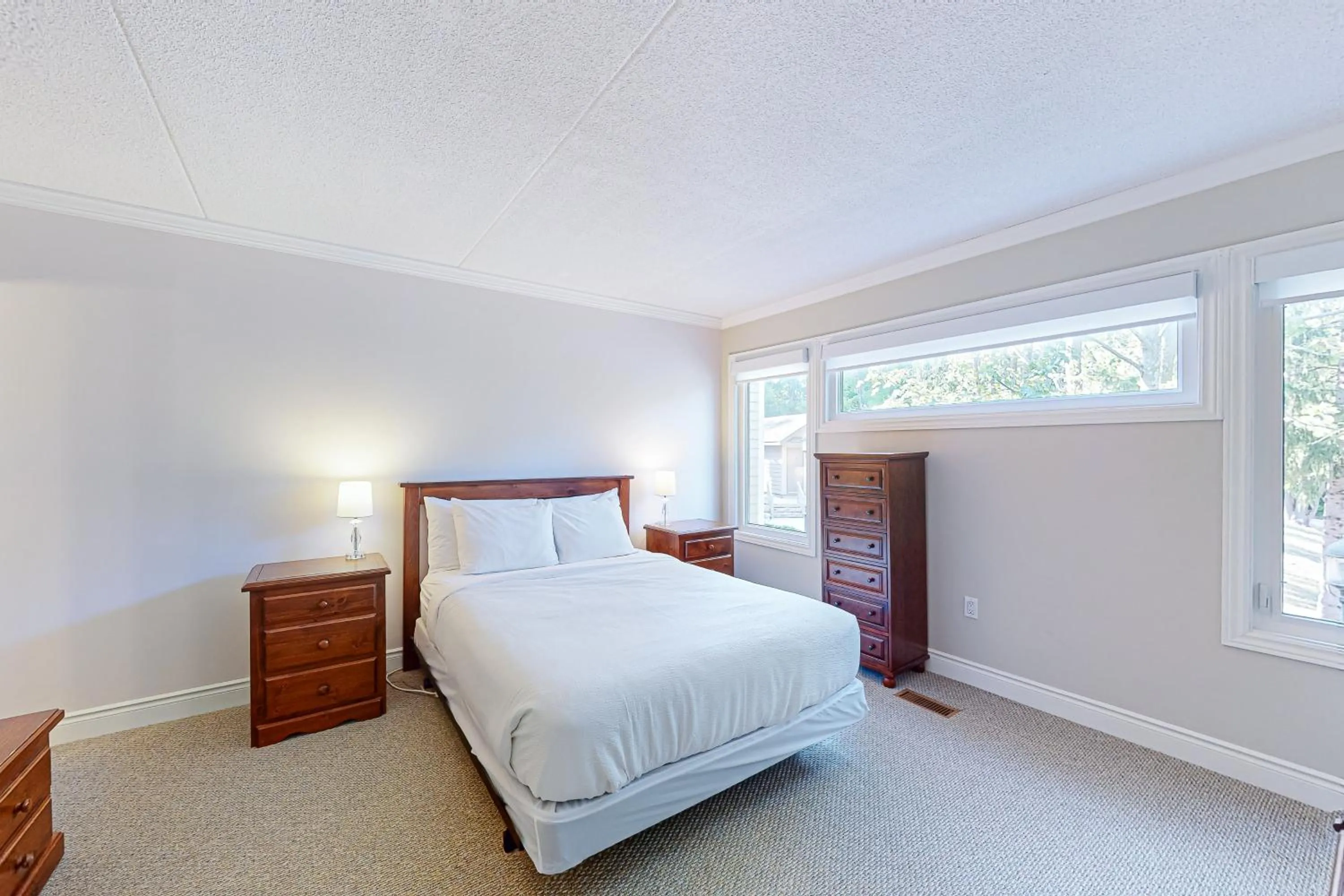 Bed in Chateau Ridge 120