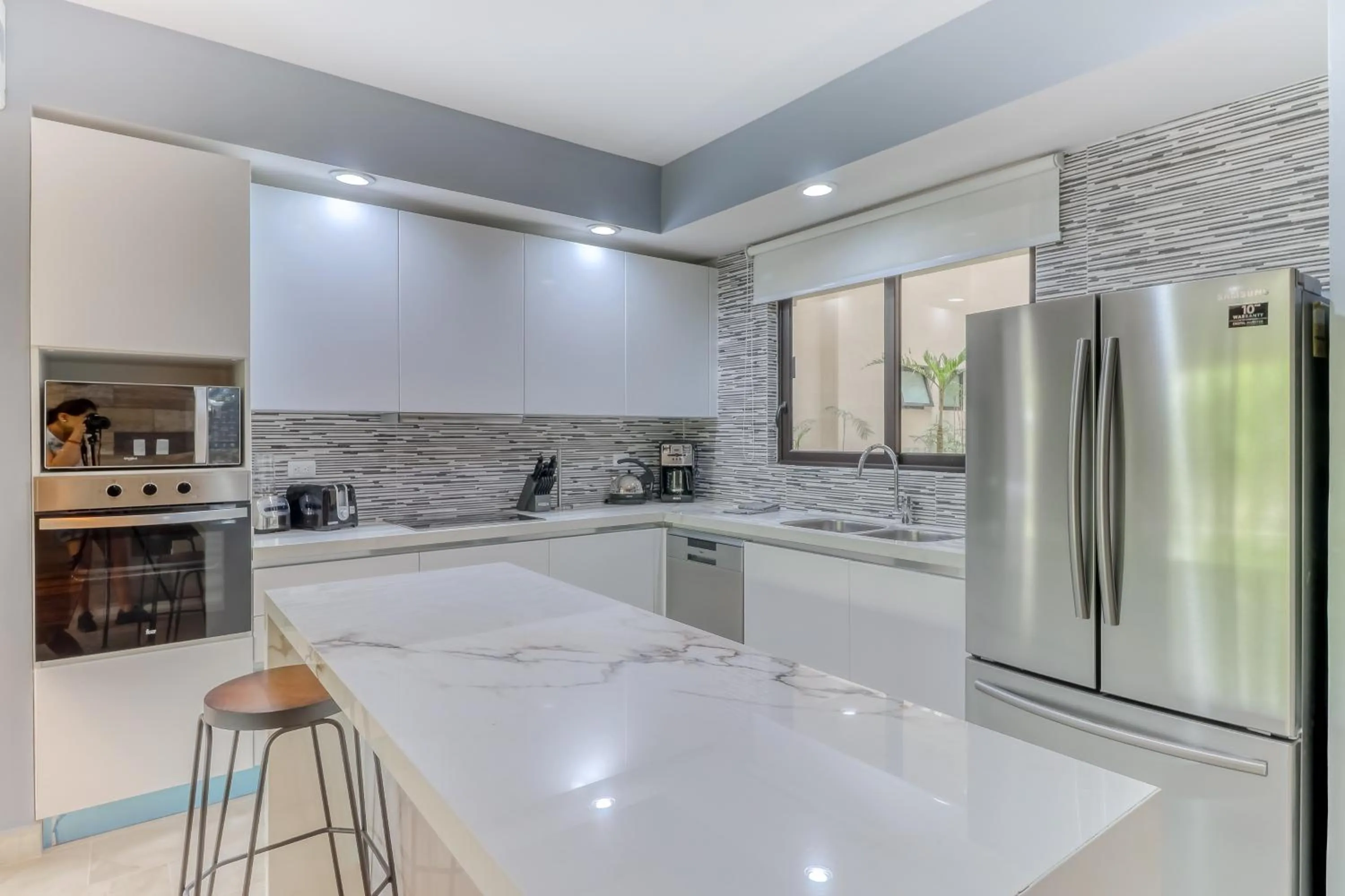 Chandelier B102 @ Lagunas