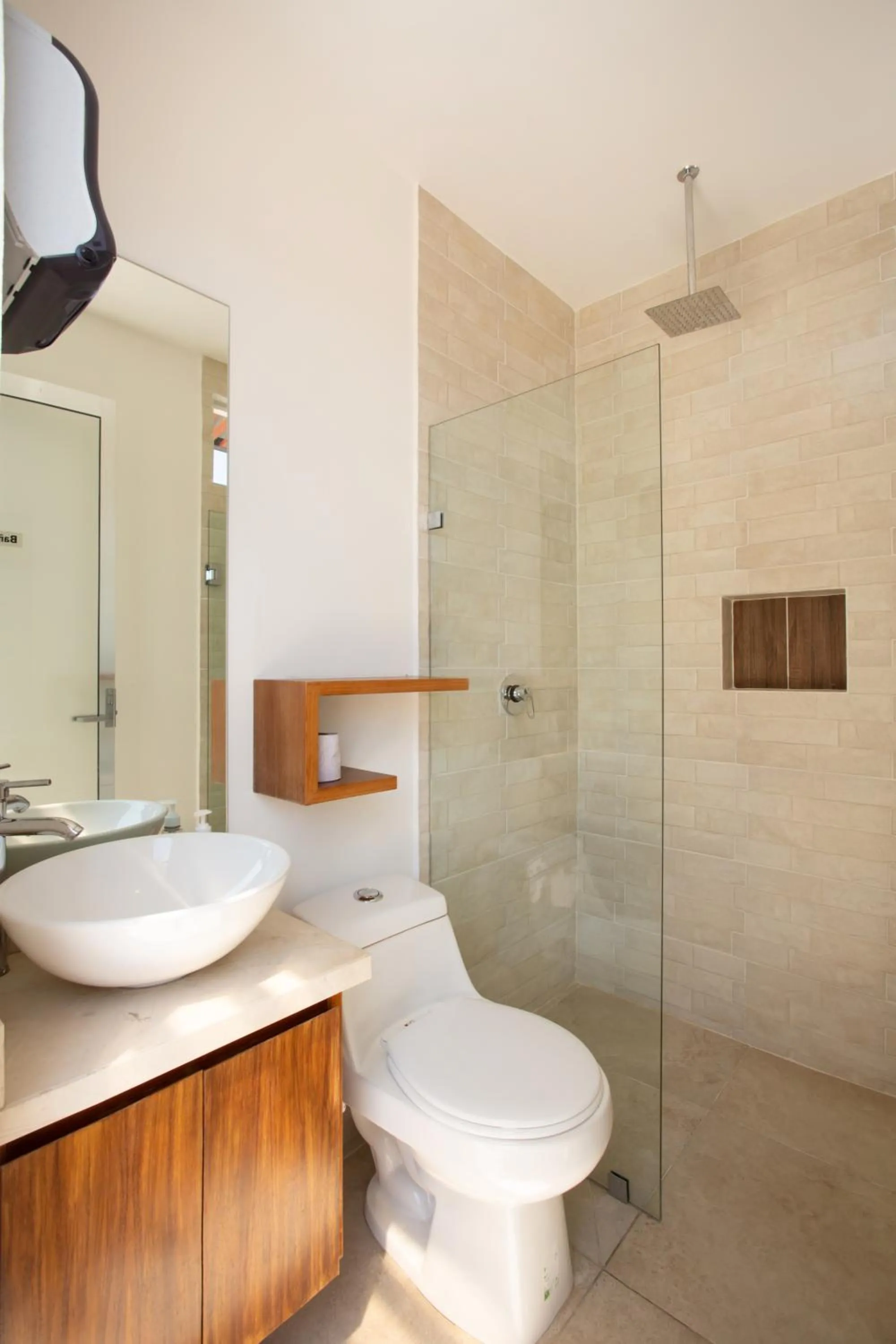 Public Bath in Edificio Vanessa 24 studios