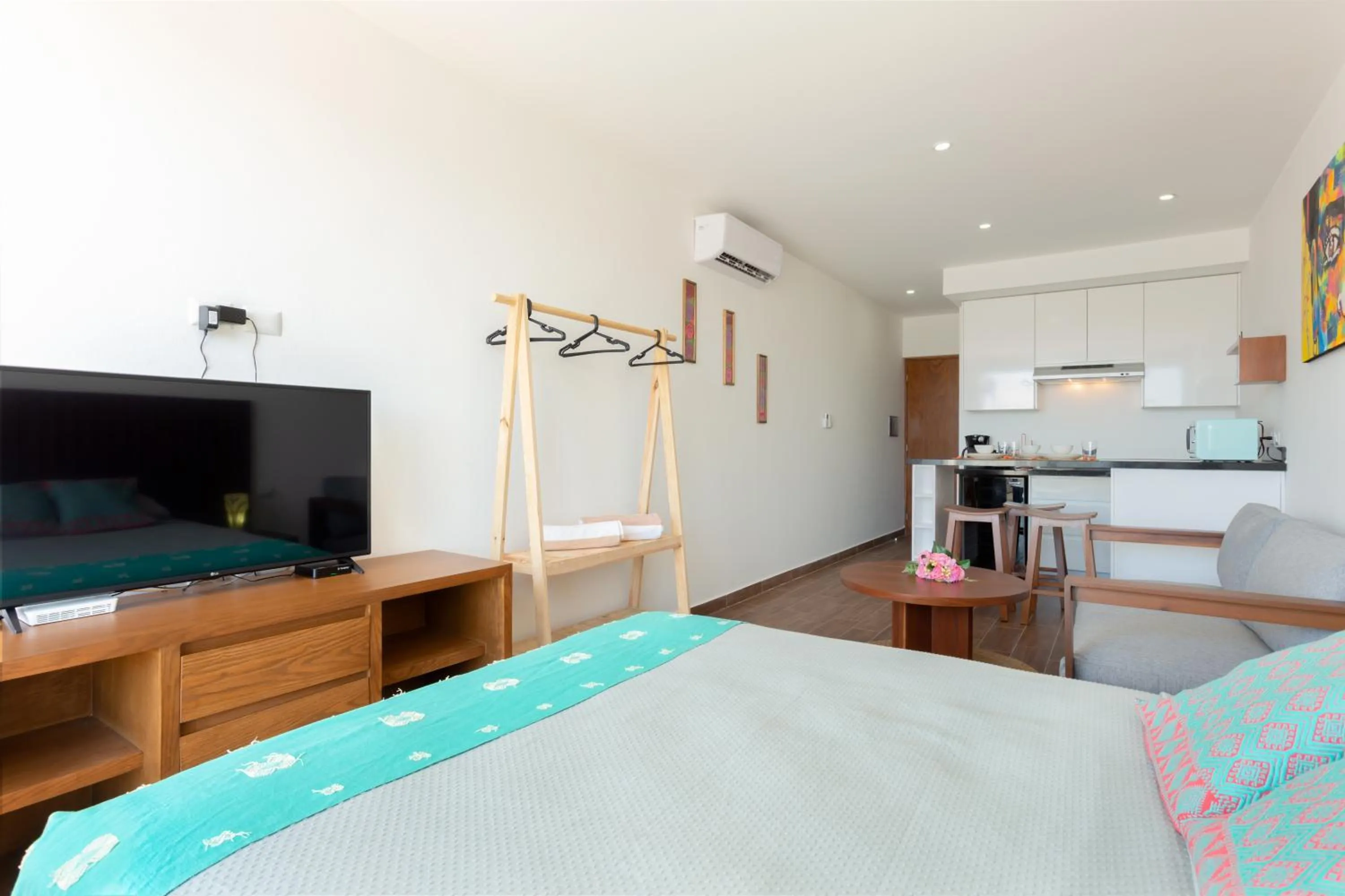 TV and multimedia, Bed in Edificio Vanessa 24 studios