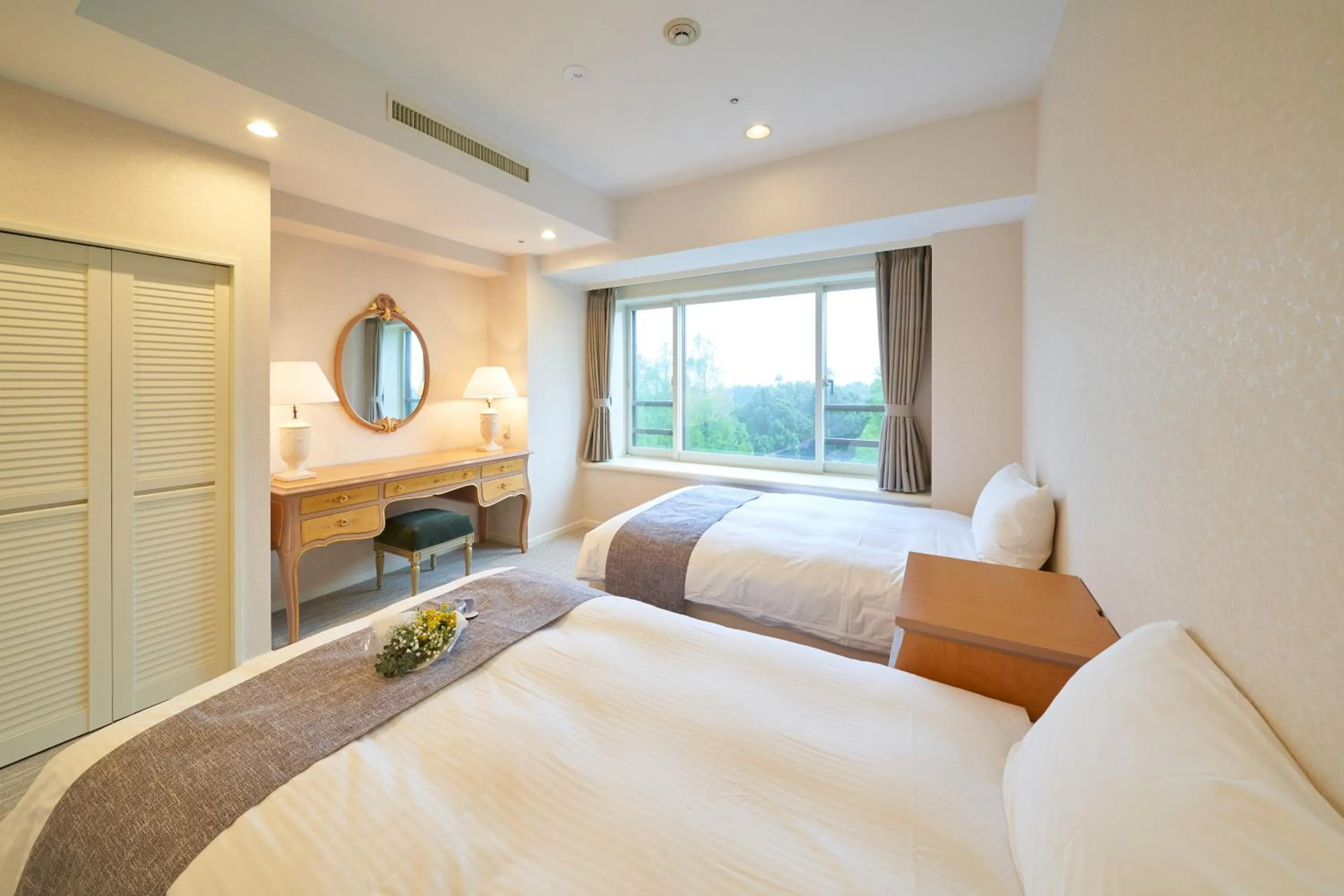 Bedroom, Bed in Resol no Mori