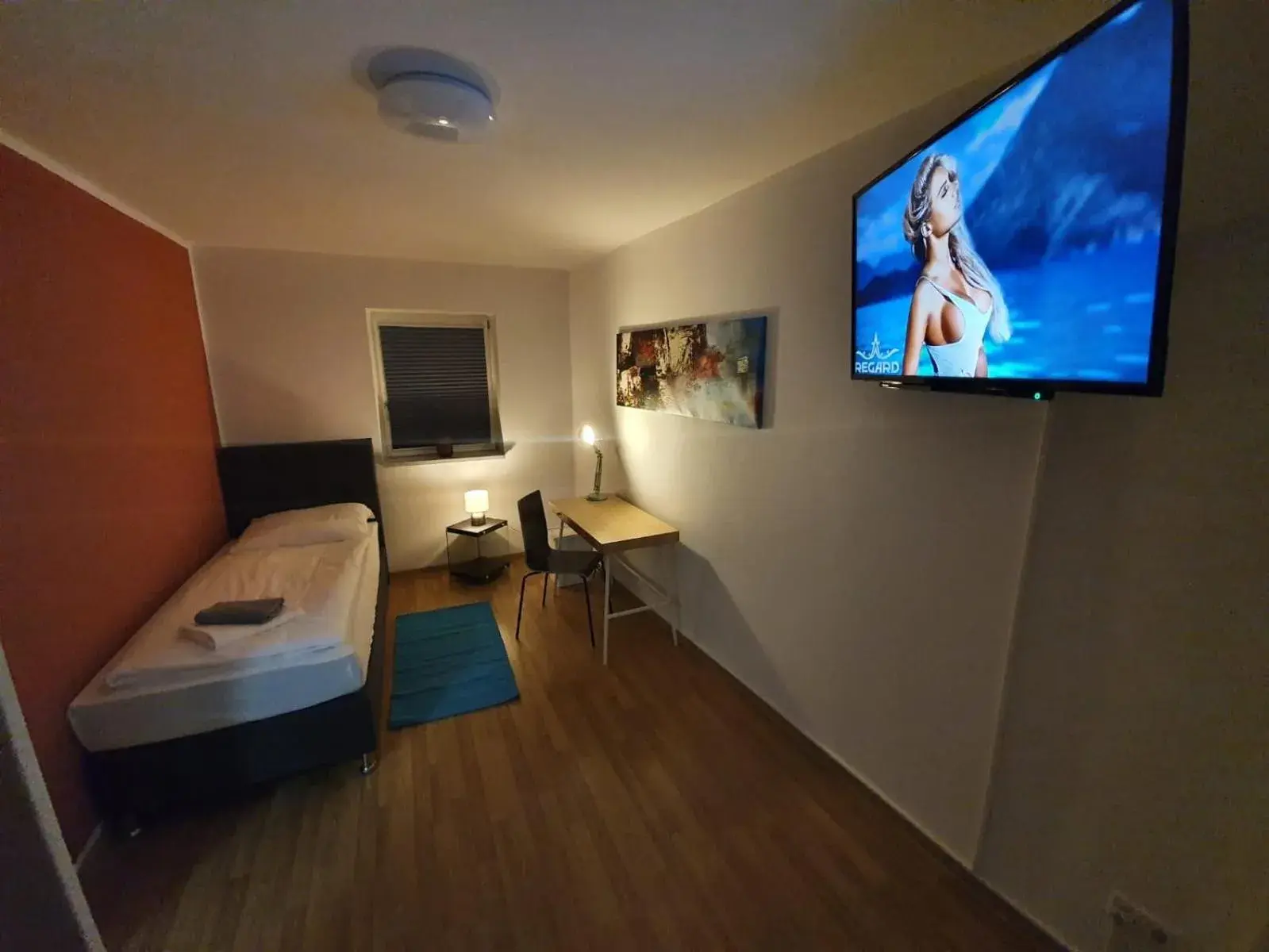 Single Room with Shared Bathroom in White Pearl Hostel 2 Single Room with Shared Bathroom in White Pearl Hostel 2