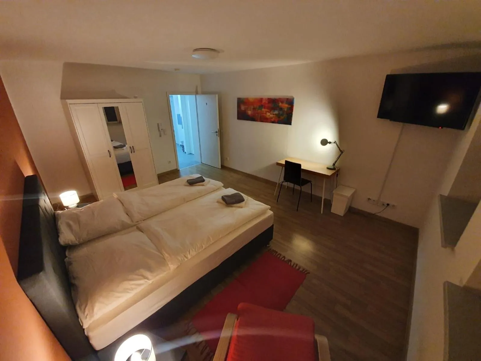 Double or Twin Room with Shared Bathroom in White Pearl Hostel 2