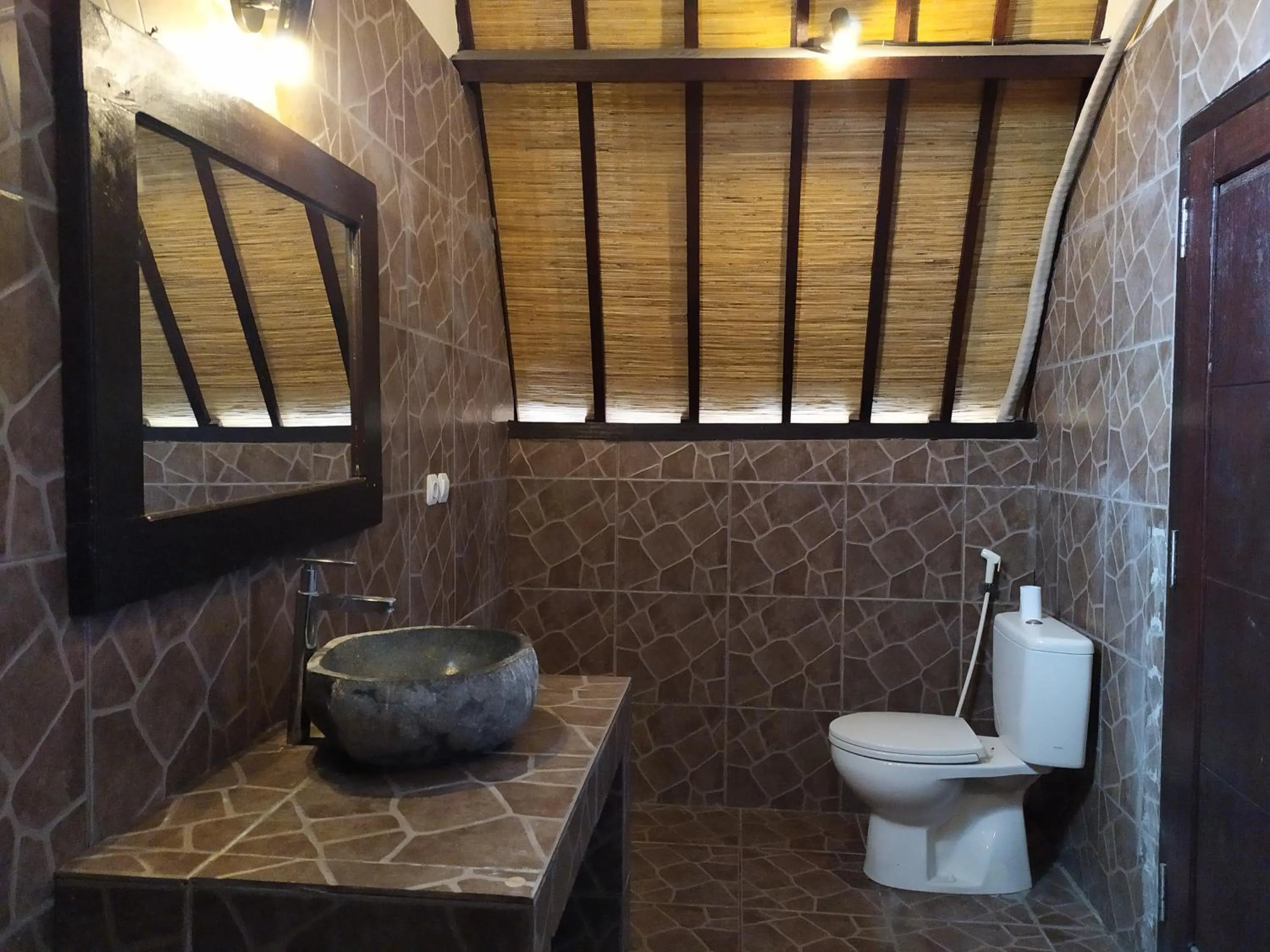 Bathroom in Kusuka Bungalow