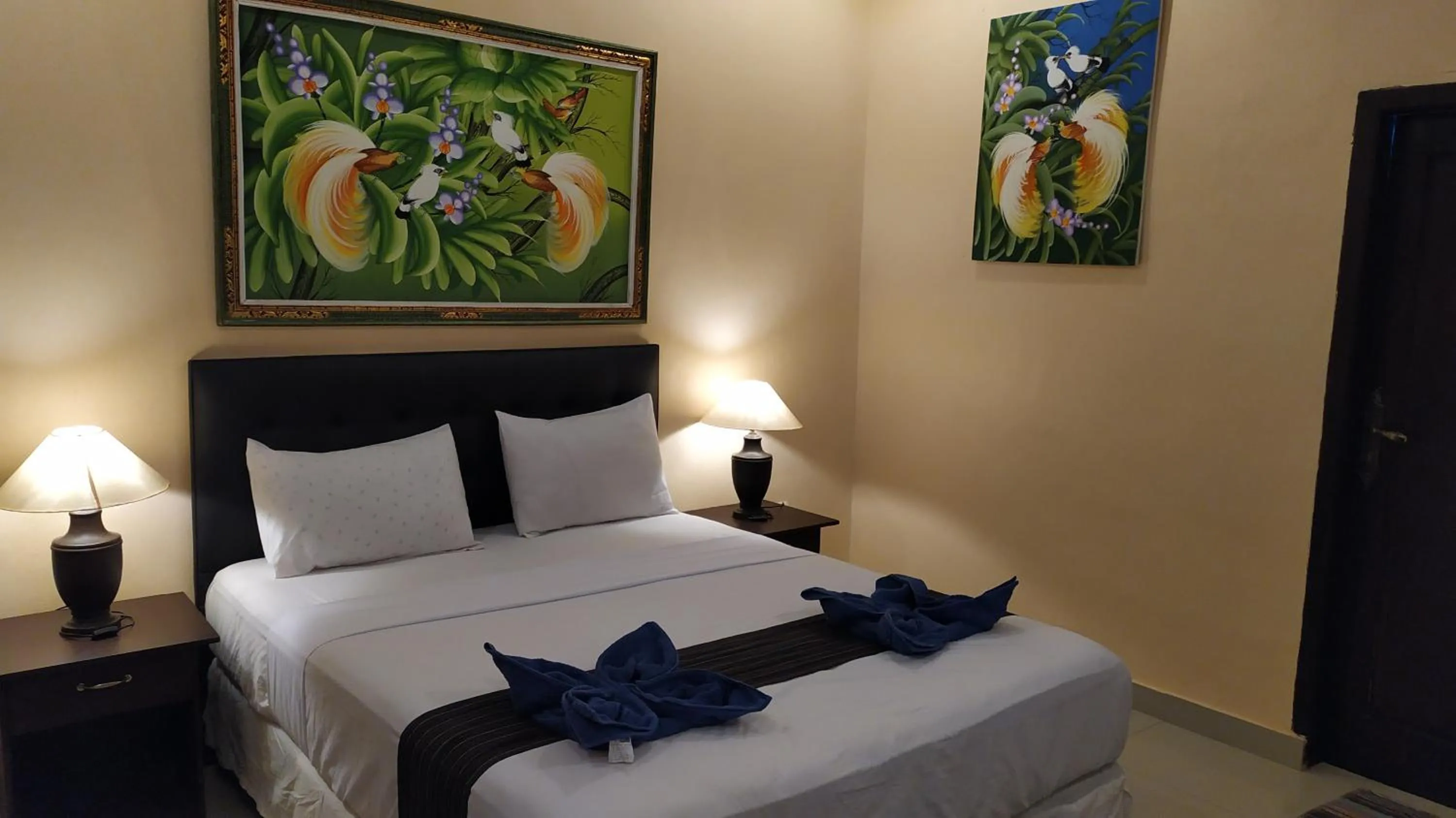 Bedroom, Bed in Kusuka Bungalow