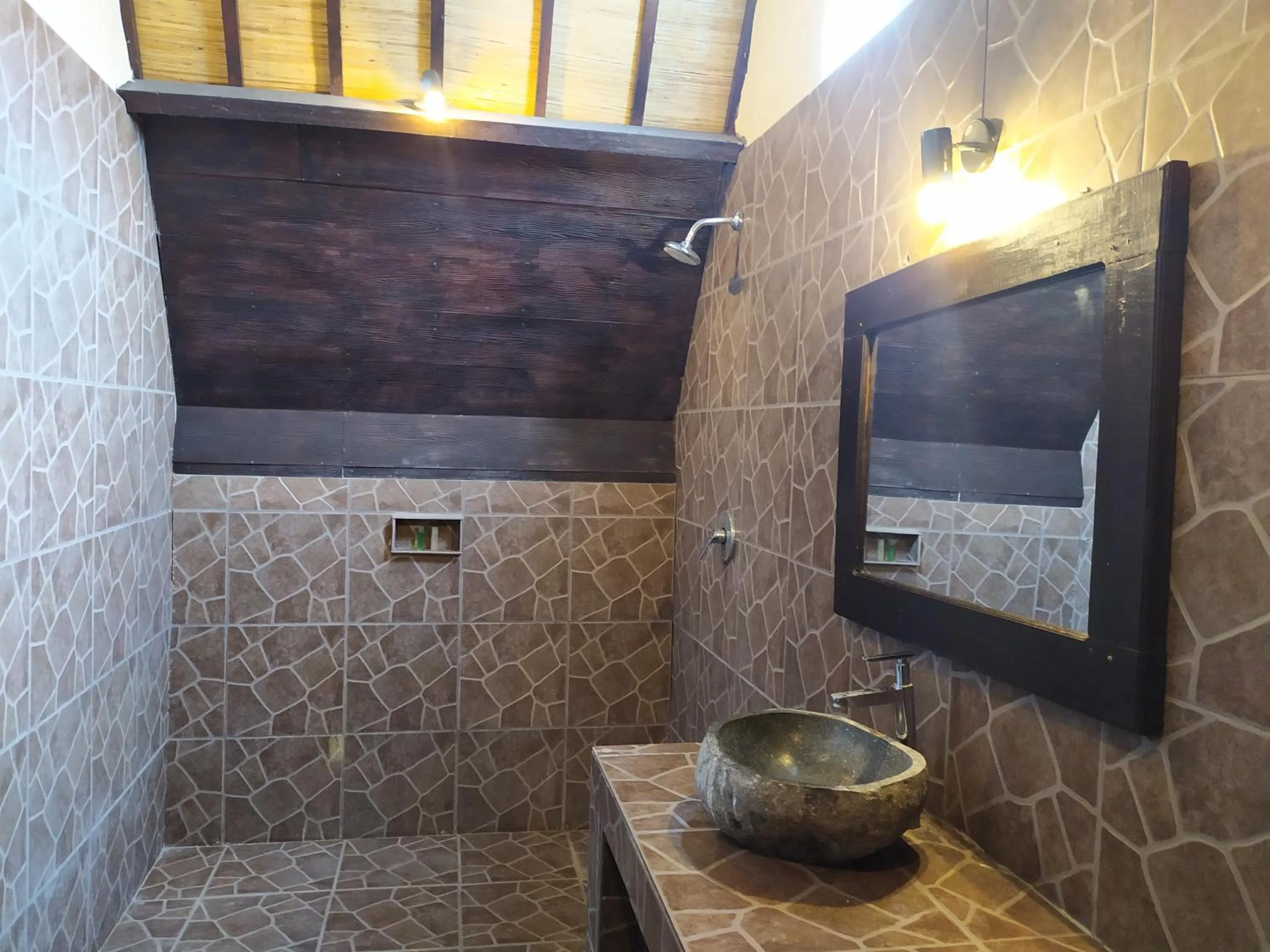 Bathroom in Kusuka Bungalow