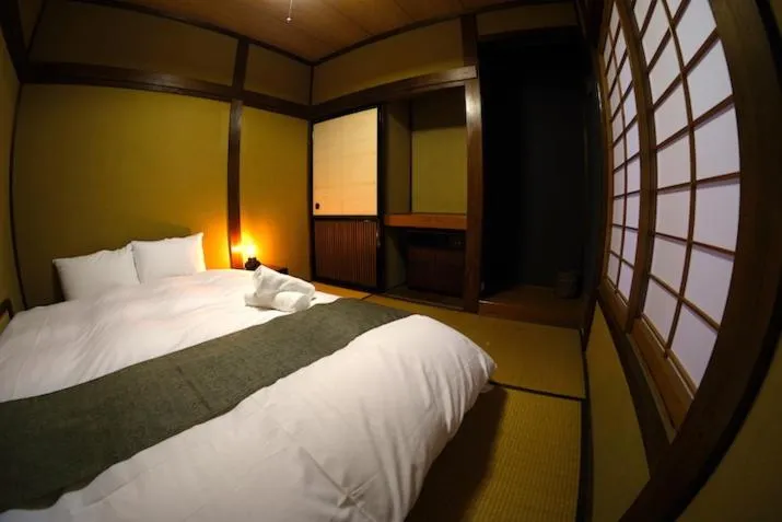 Bed in HA-MON Slope Side Hotel and Private Chalet