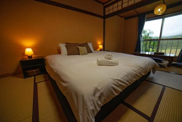 Bed in HA-MON Slope Side Hotel and Private Chalet
