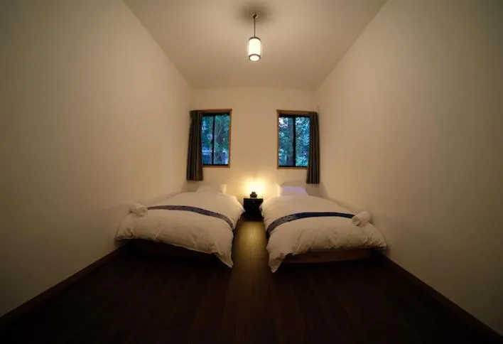 Bed in HA-MON Slope Side Hotel and Private Chalet