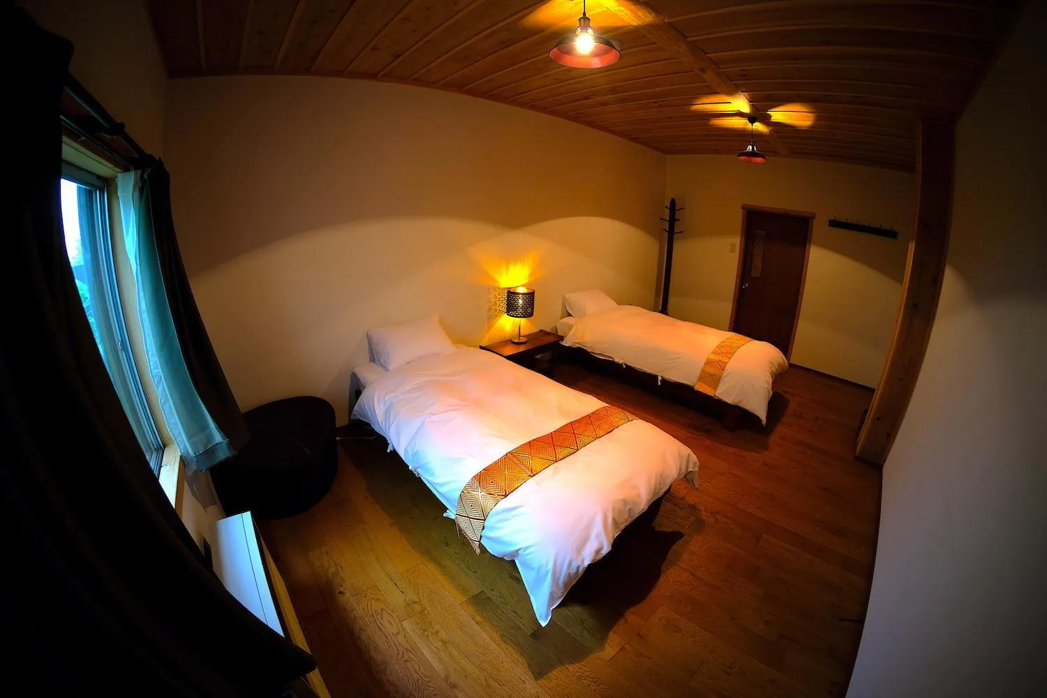 Bed in HA-MON Slope Side Hotel and Private Chalet