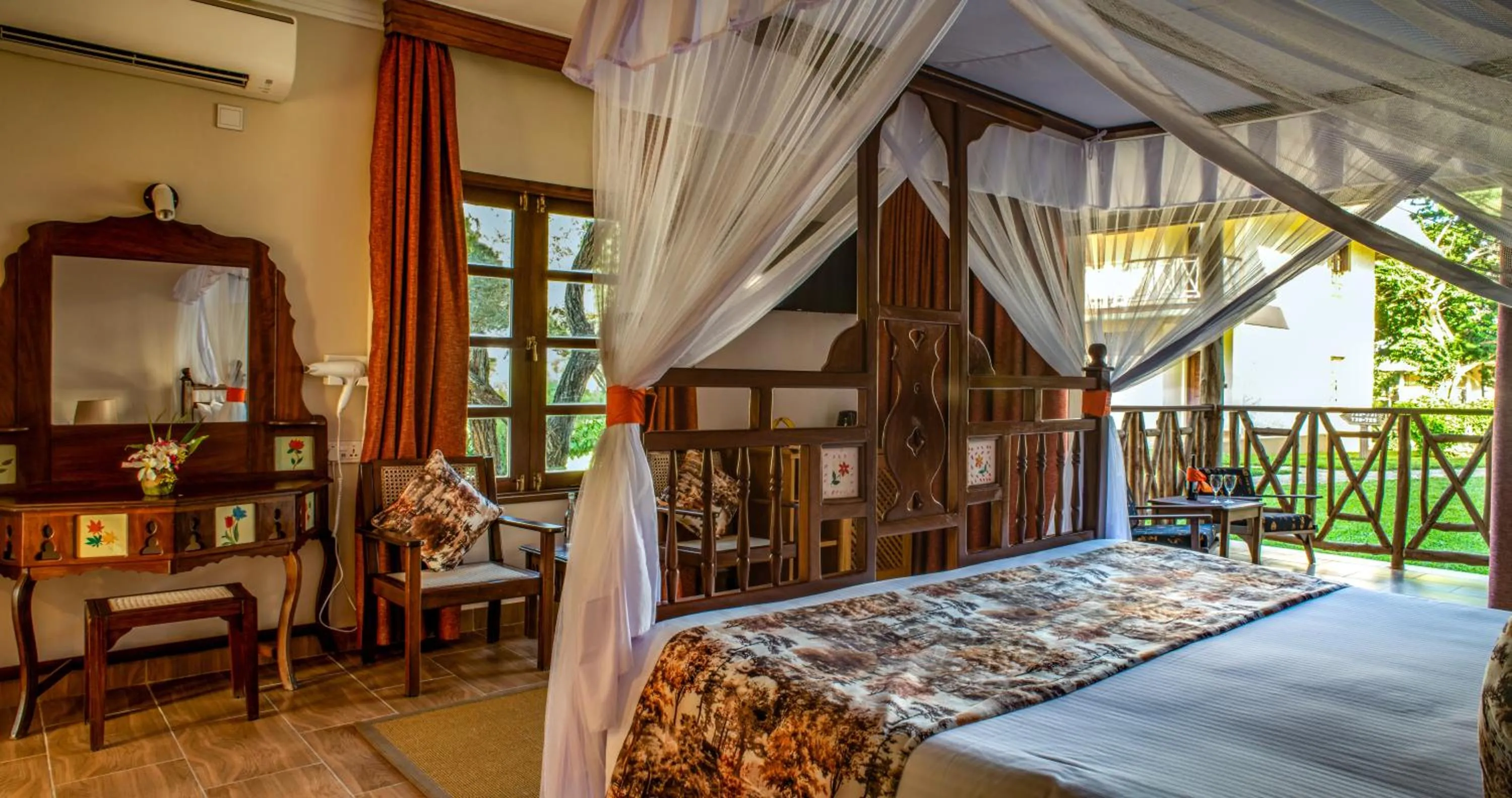 Bed in Neptune Palm Beach Boutique Resort & Spa - All Inclusive