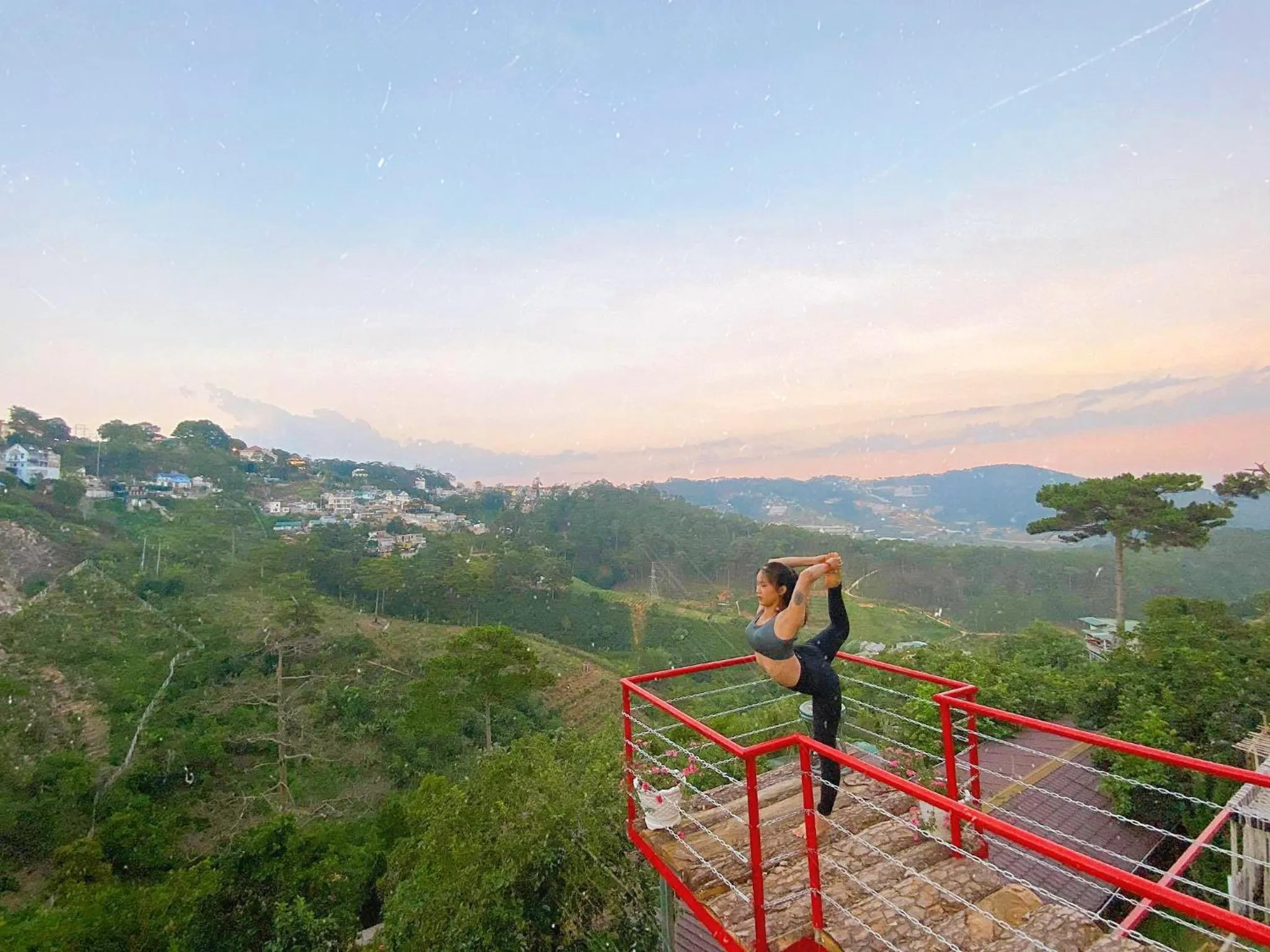 People in An Yên Villa Đà Lạt