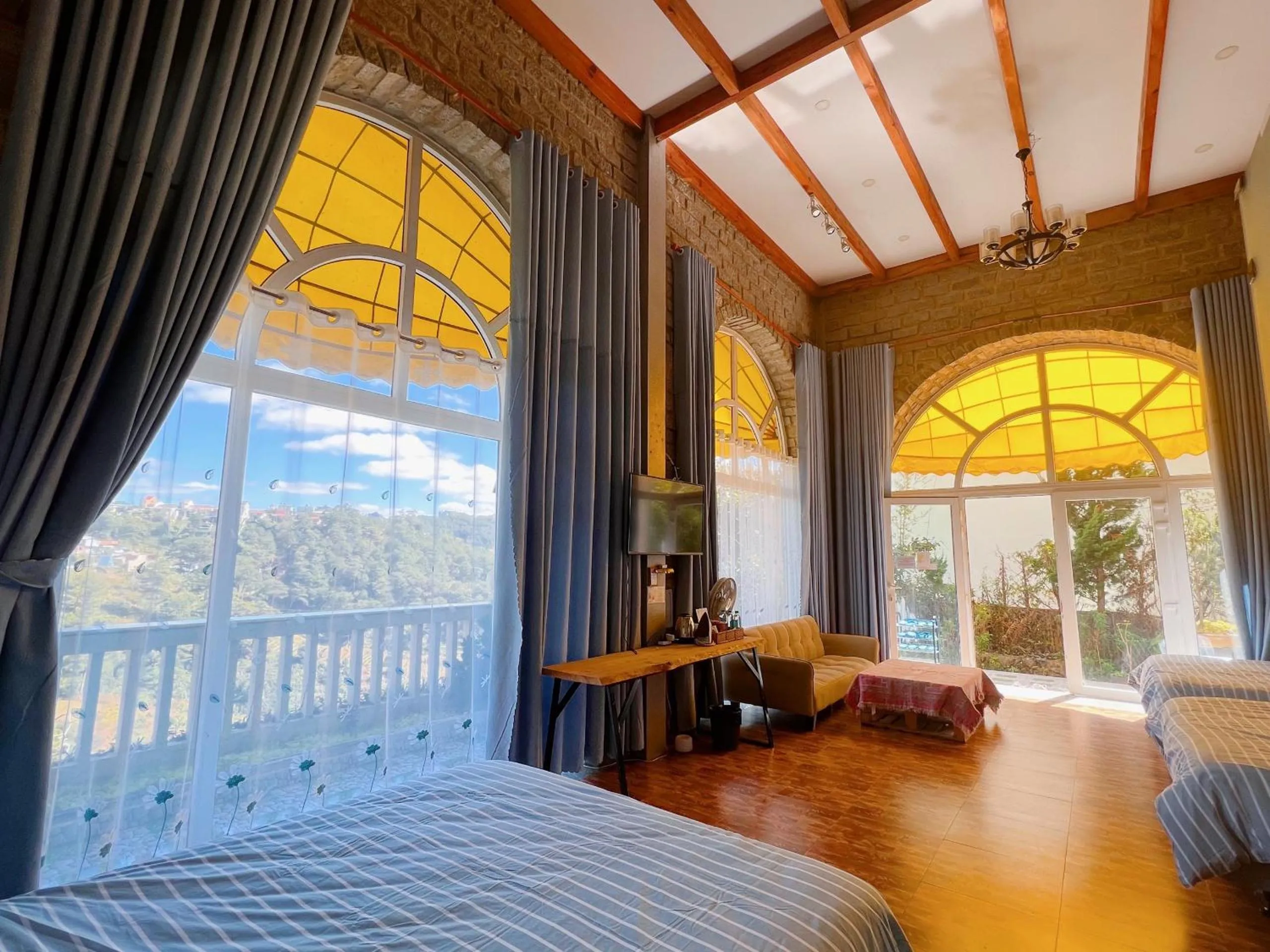 Photo of the whole room, Bed in An Yên Villa Đà Lạt